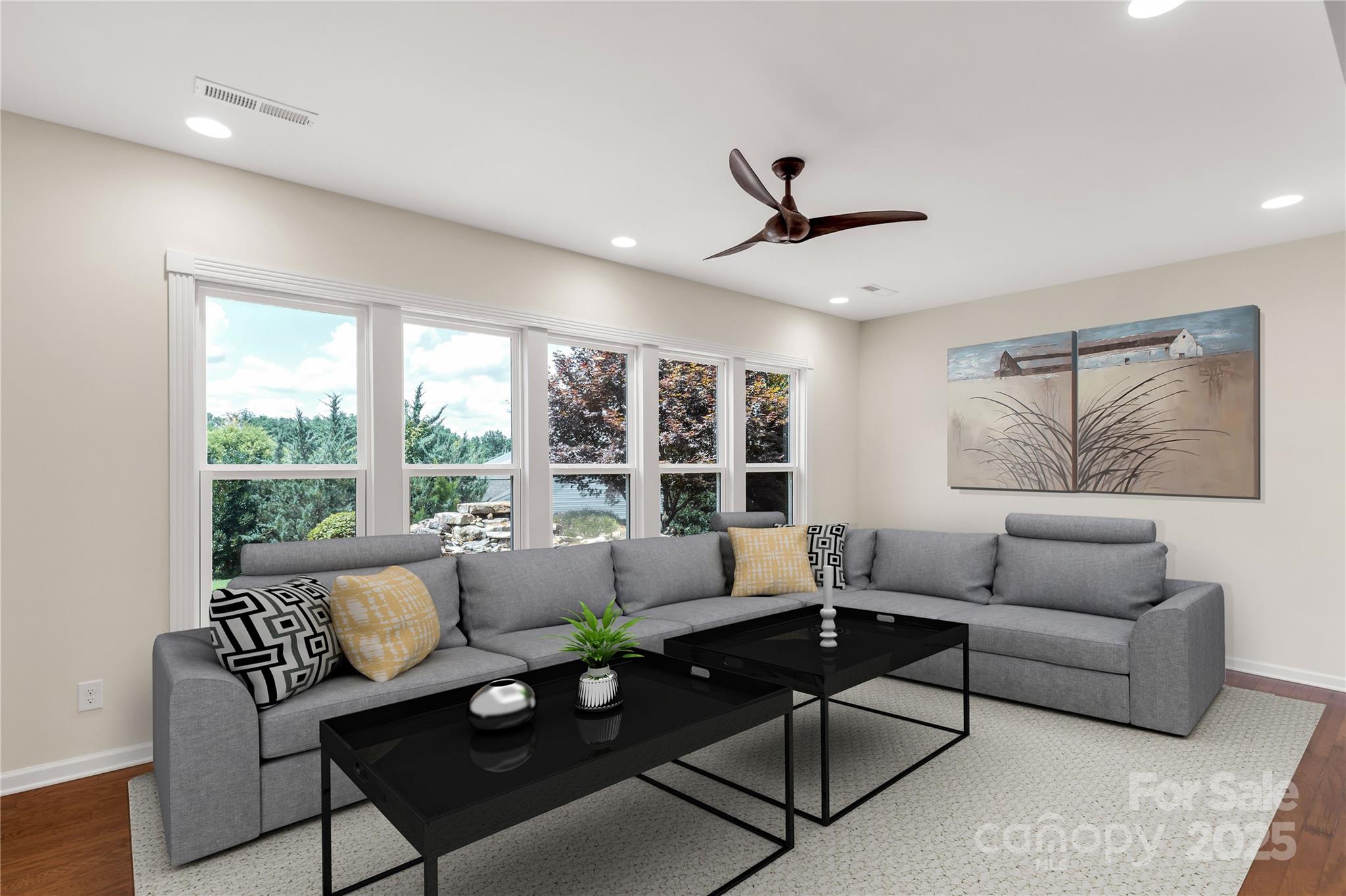 1079 Falling Leaf Street Property Photo 17