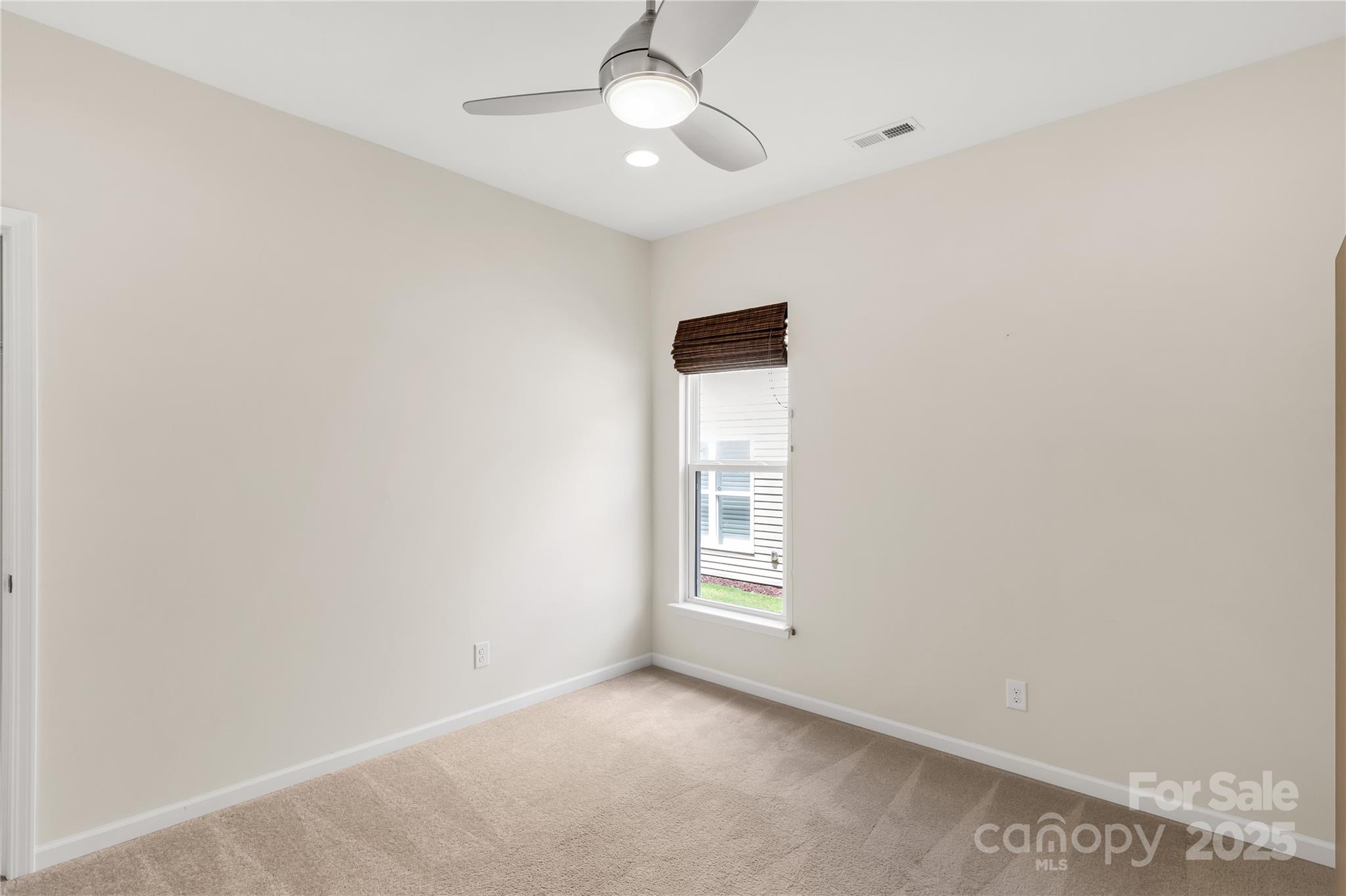1079 Falling Leaf Street Property Photo 26