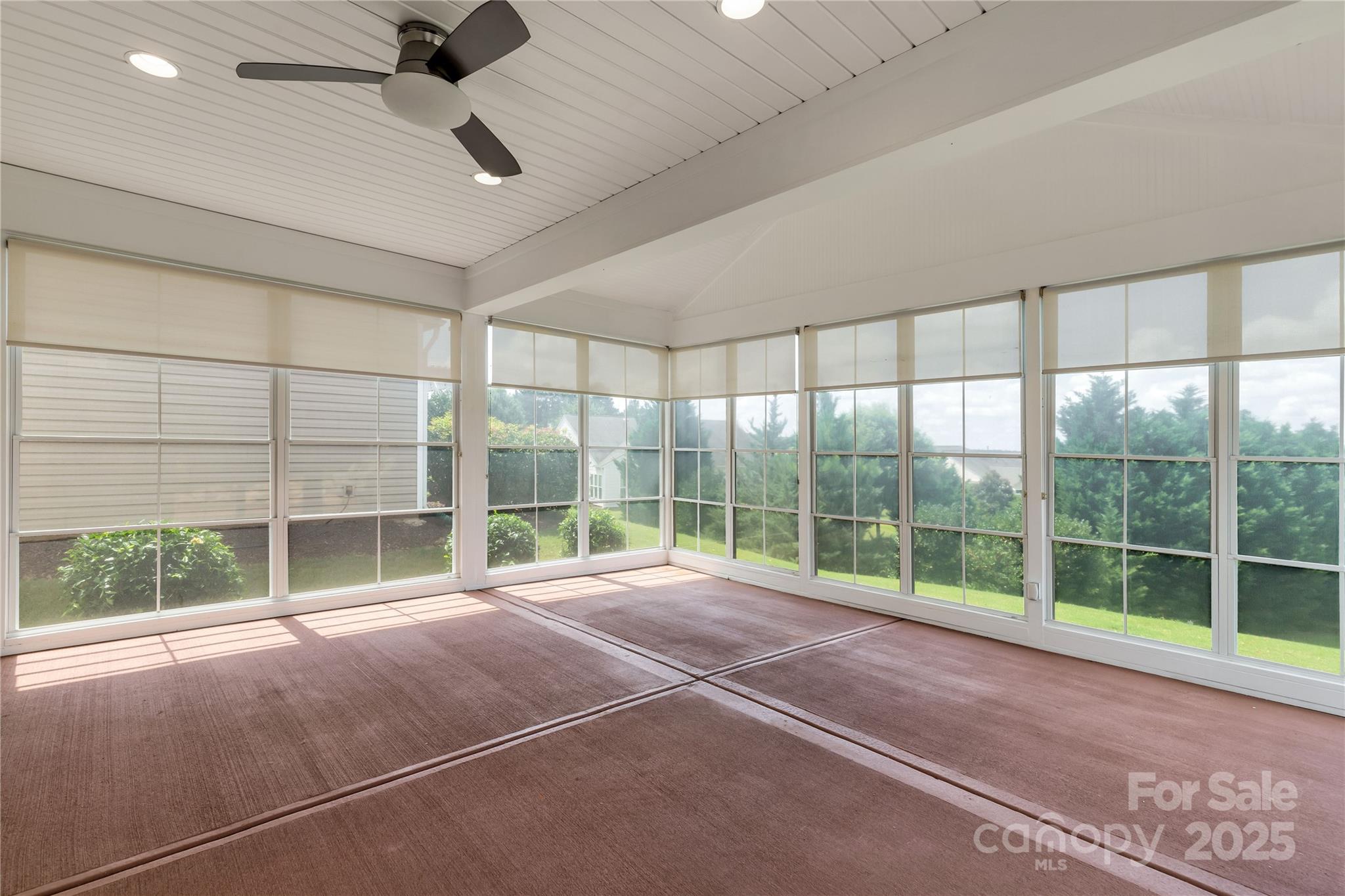 1079 Falling Leaf Street Property Photo 33