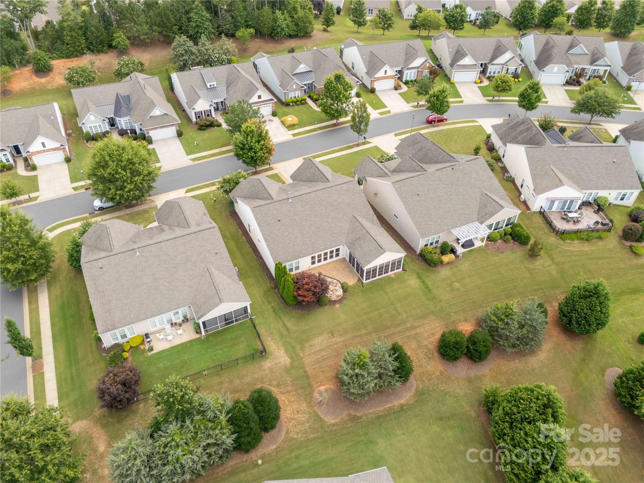 1079 Falling Leaf Street Property Photo 42
