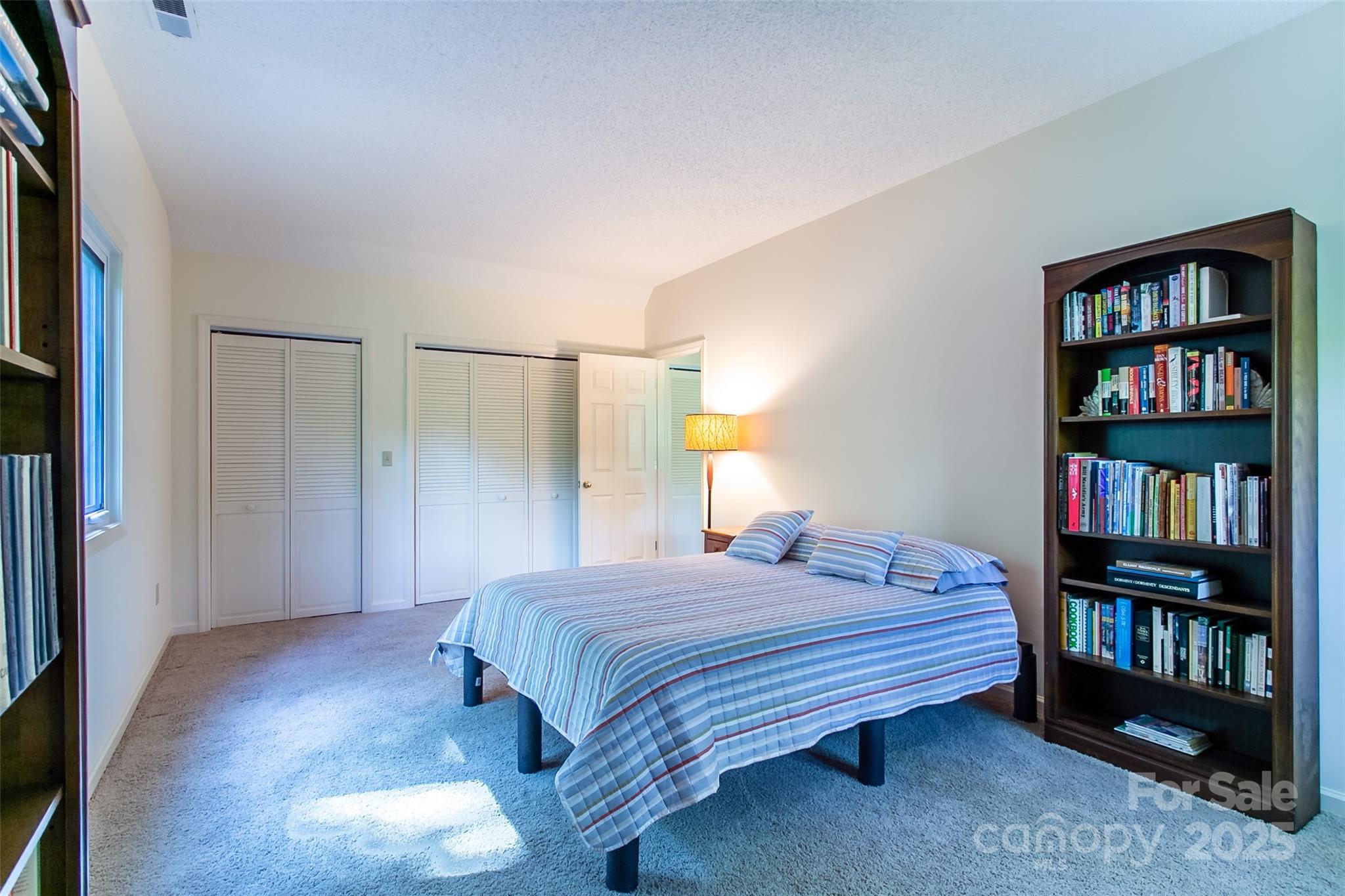 263 Ugedaliyvi Court Property Photo 19