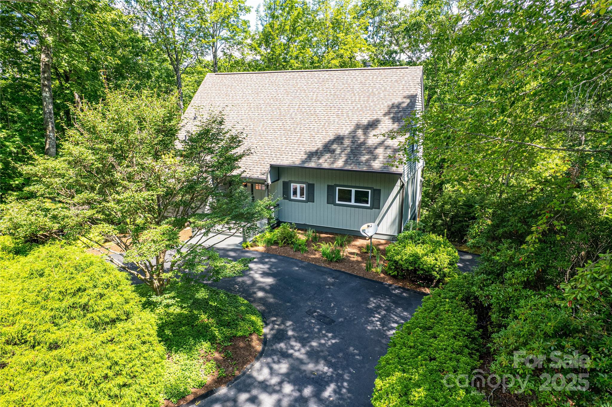 263 Ugedaliyvi Court Property Photo 37