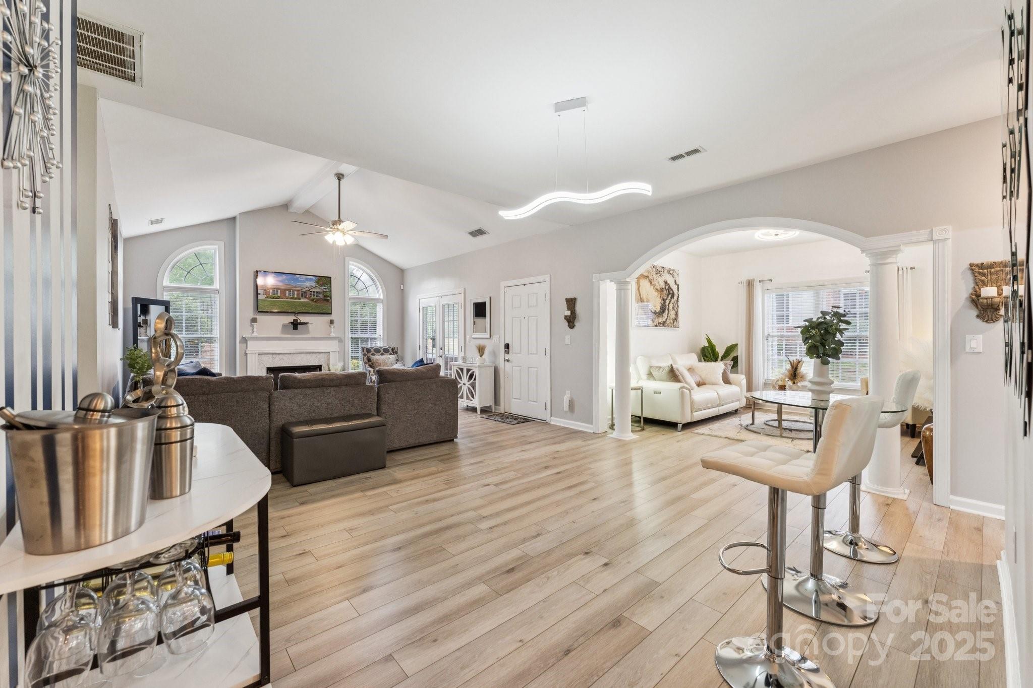 8533 Windsor Ridge Drive Property Photo 3