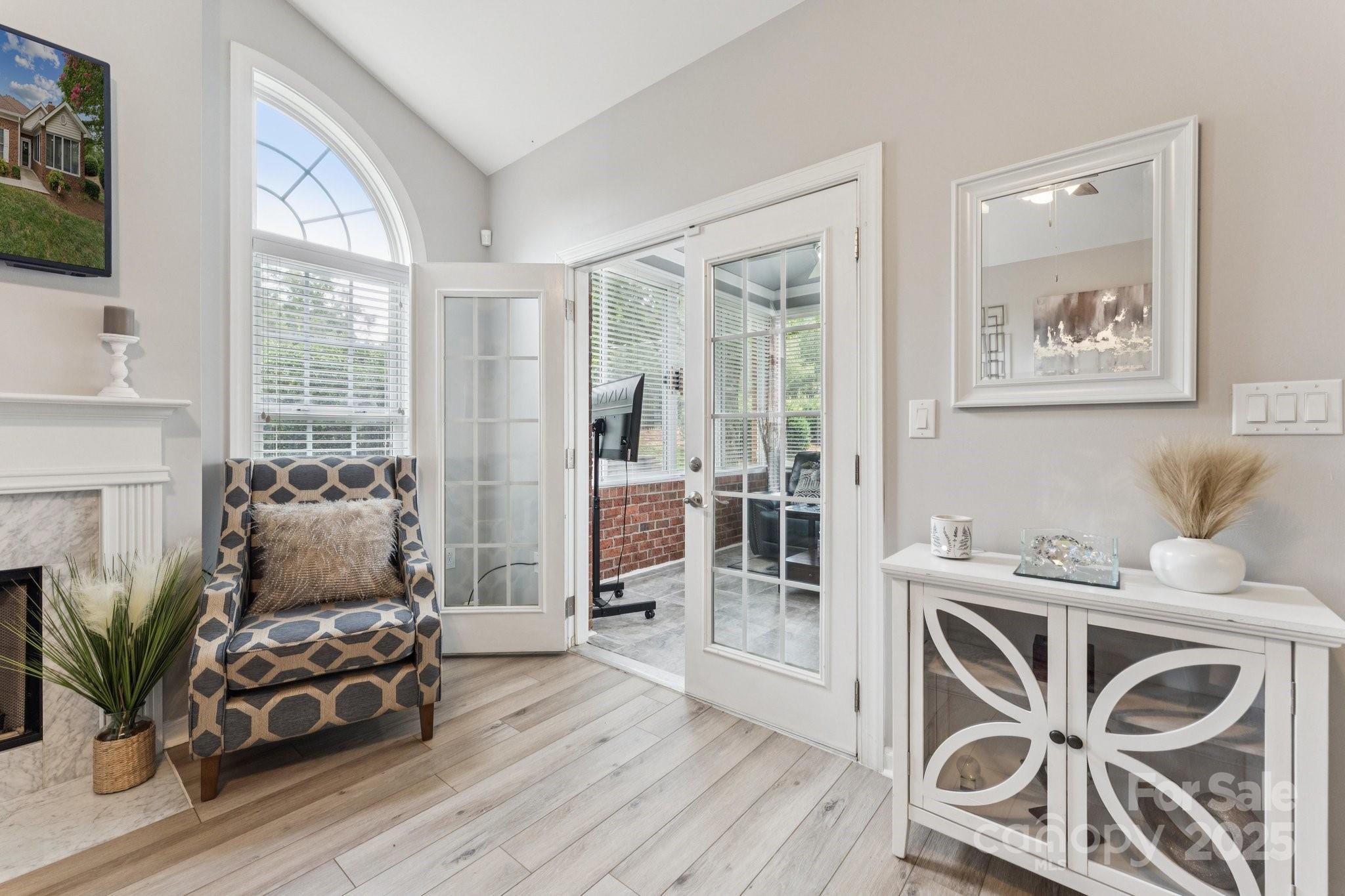 8533 Windsor Ridge Drive Property Photo 22