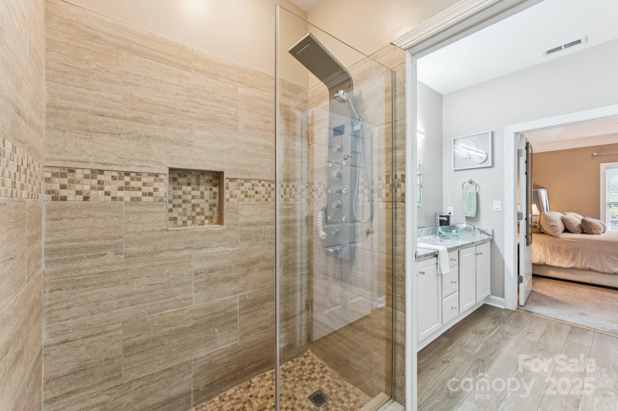 8533 Windsor Ridge Drive Property Photo 29