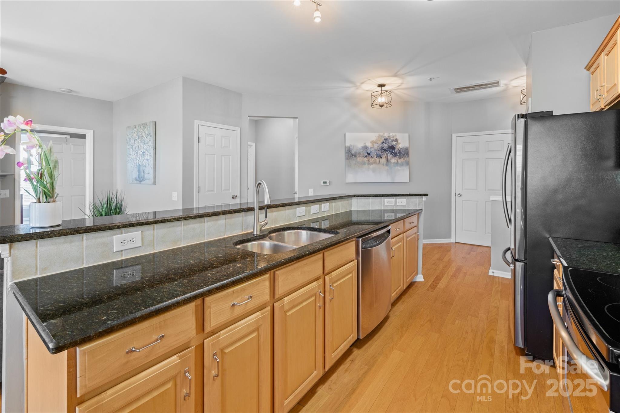 14979 Santa Lucia Drive Property Photo 10
