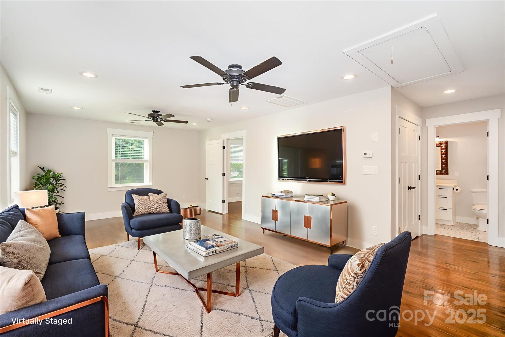 5421 Princess Street Property Photo 1