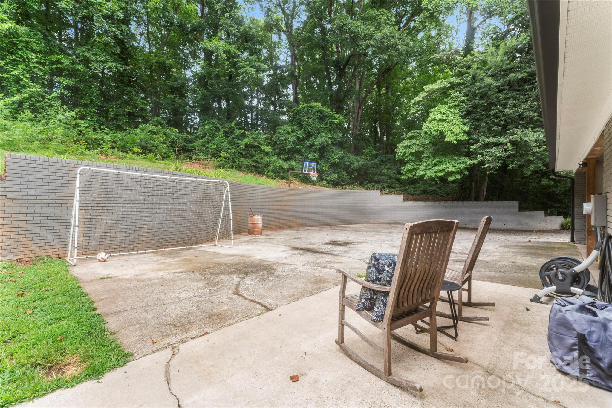 106 Brookmeade Drive Property Photo 43