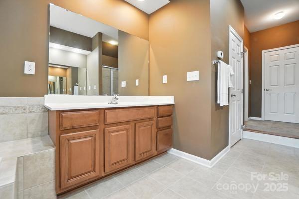 1362 Rosemont Drive Property Photo 28