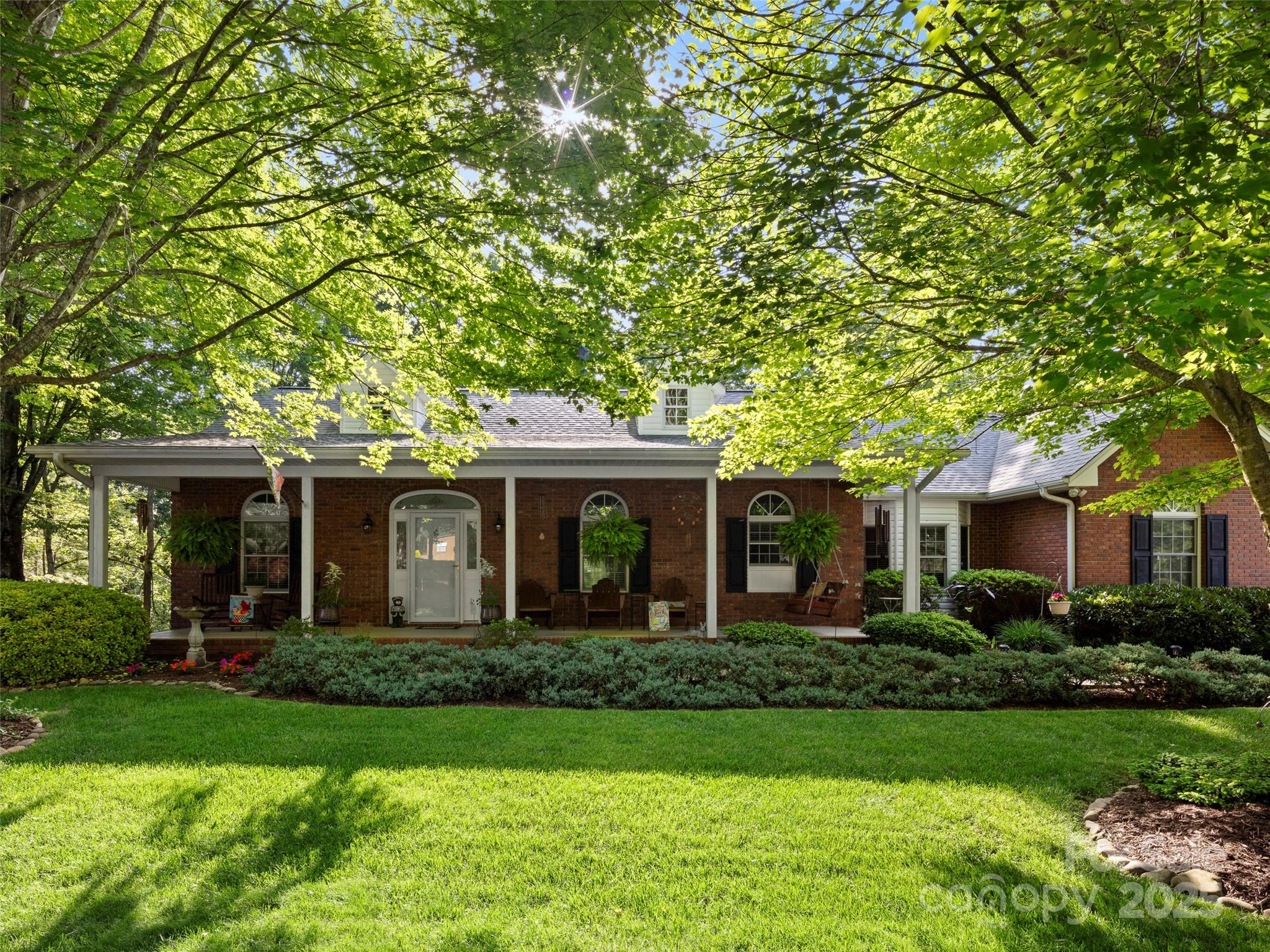 71 Dallas Drive Property Photo 1