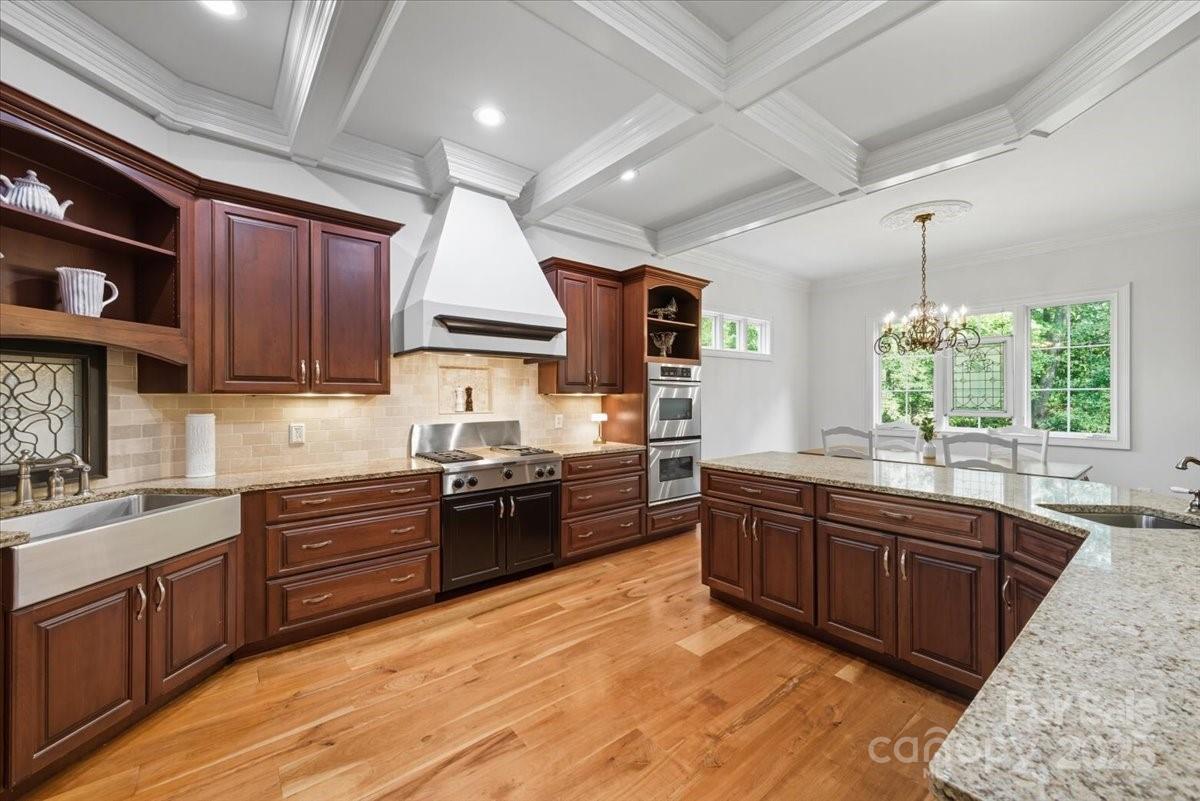 7967 Glen Abbey Circle Property Photo 14