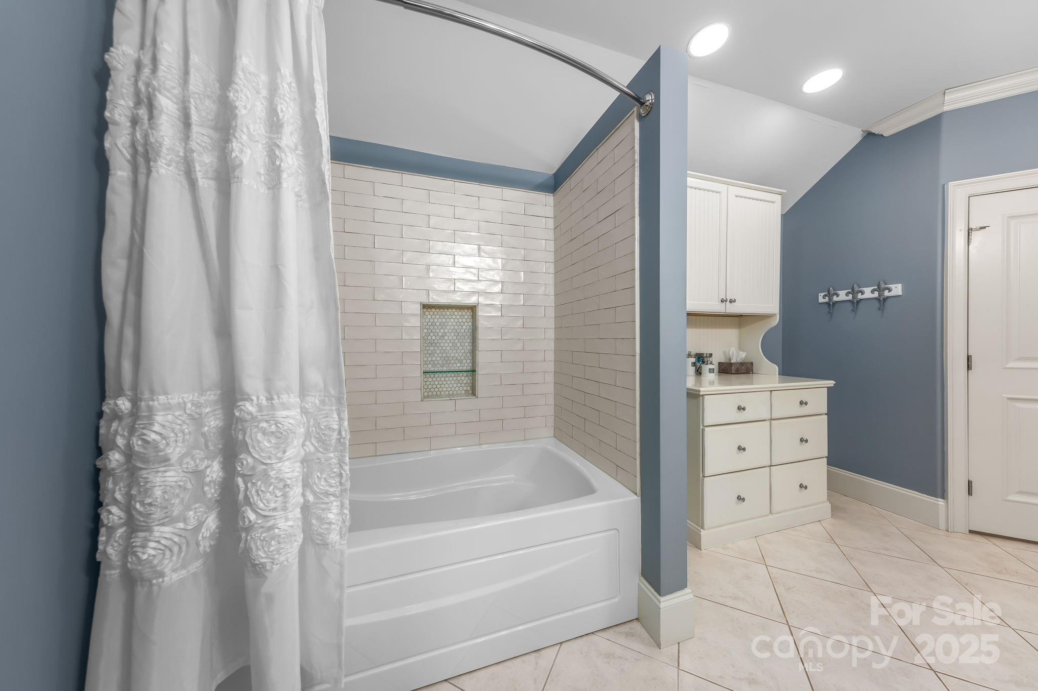 7967 Glen Abbey Circle Property Photo 32