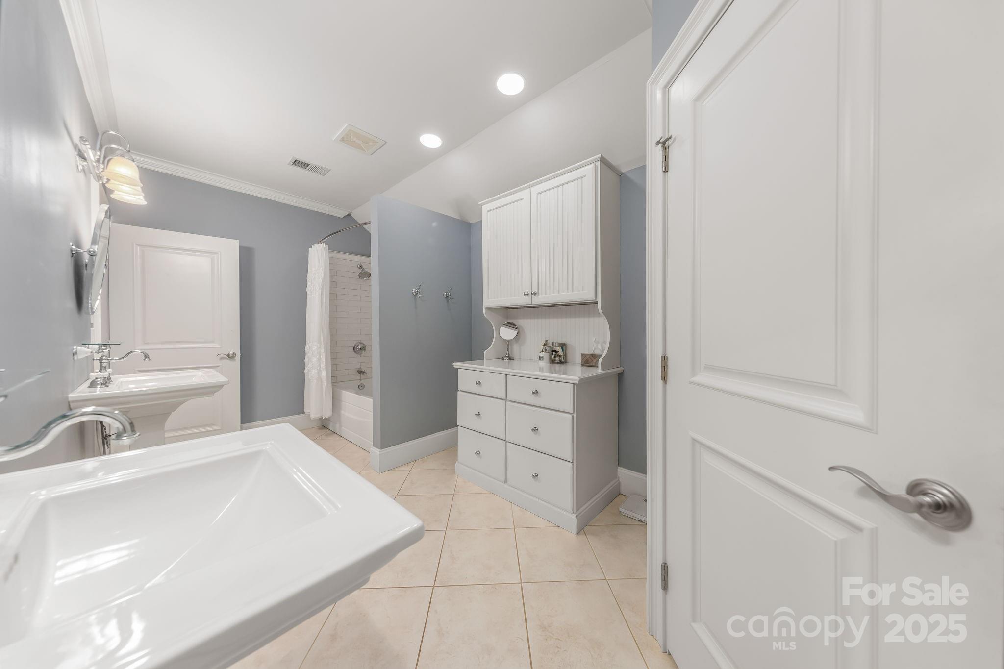 7967 Glen Abbey Circle Property Photo 33