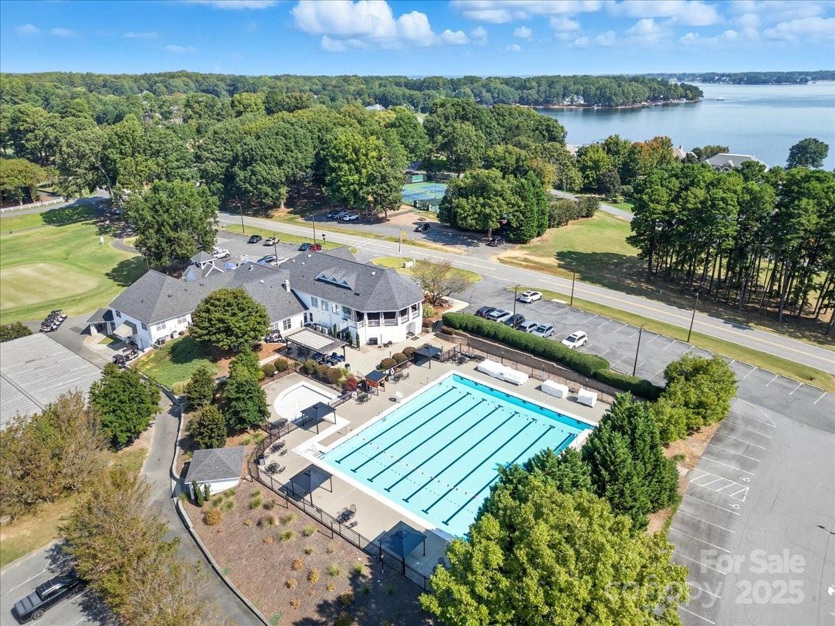 7967 Glen Abbey Circle Property Photo 40