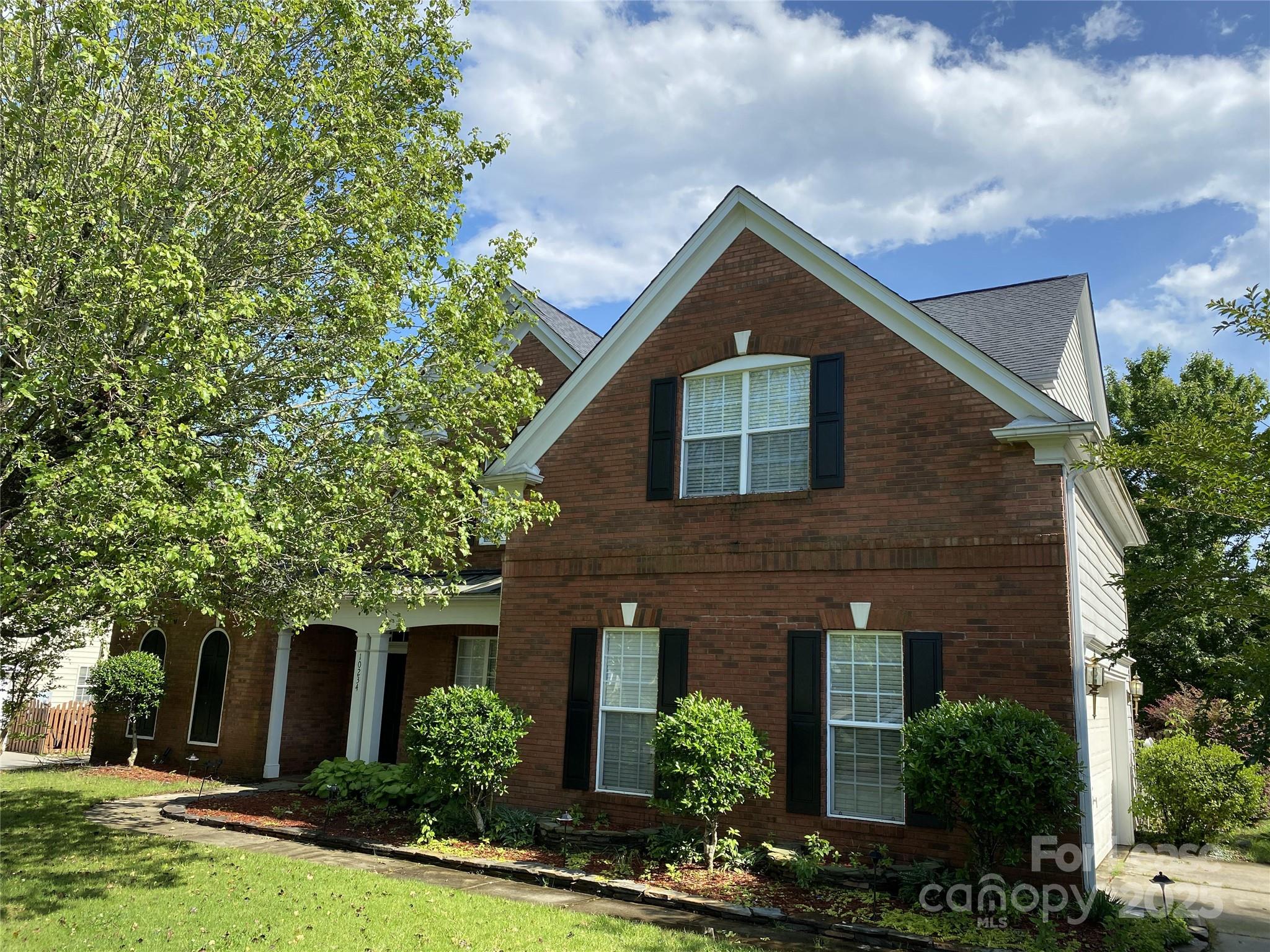 10234 Chilvary Drive Property Photo 1