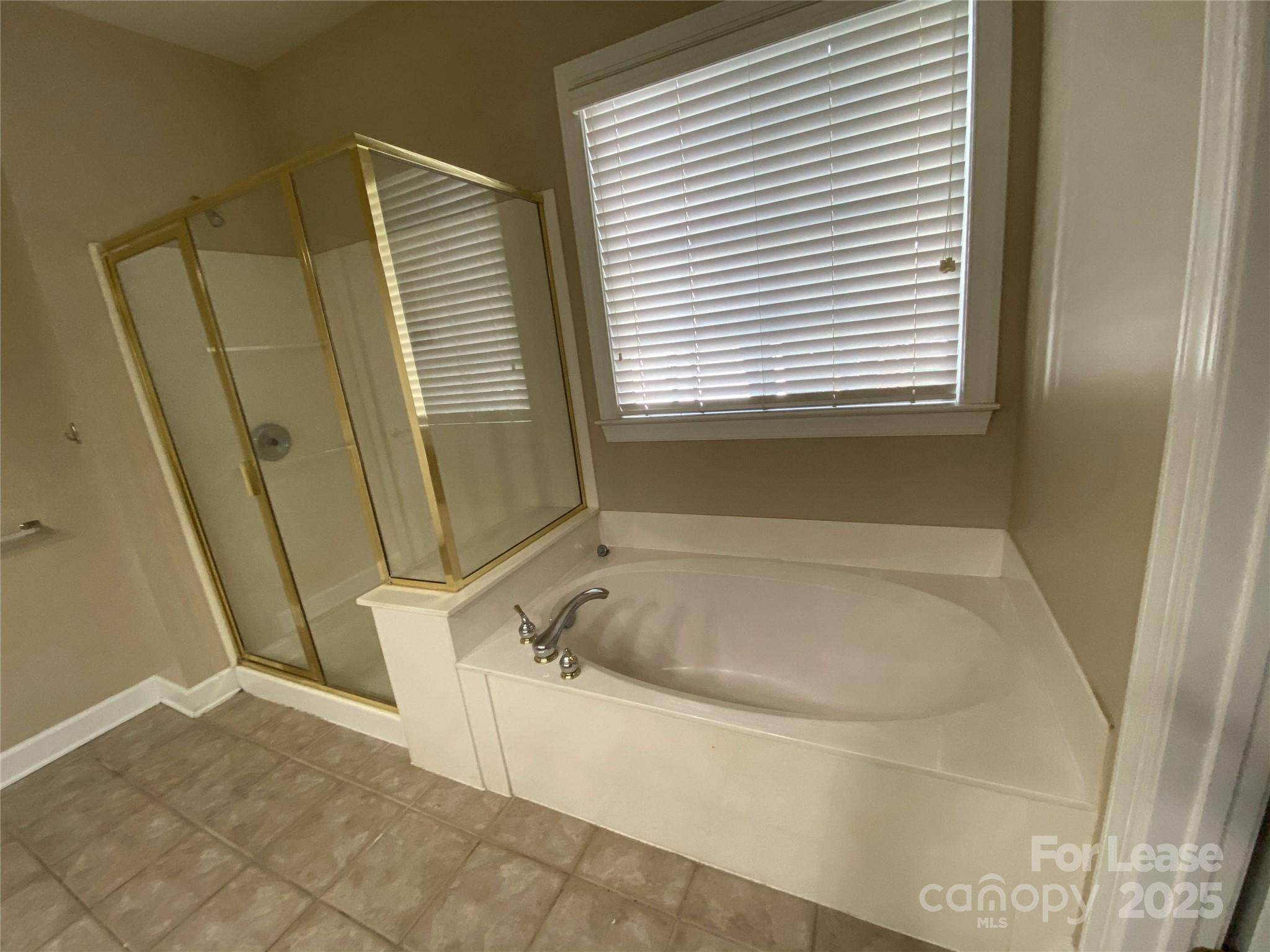 10234 Chilvary Drive Property Photo 14