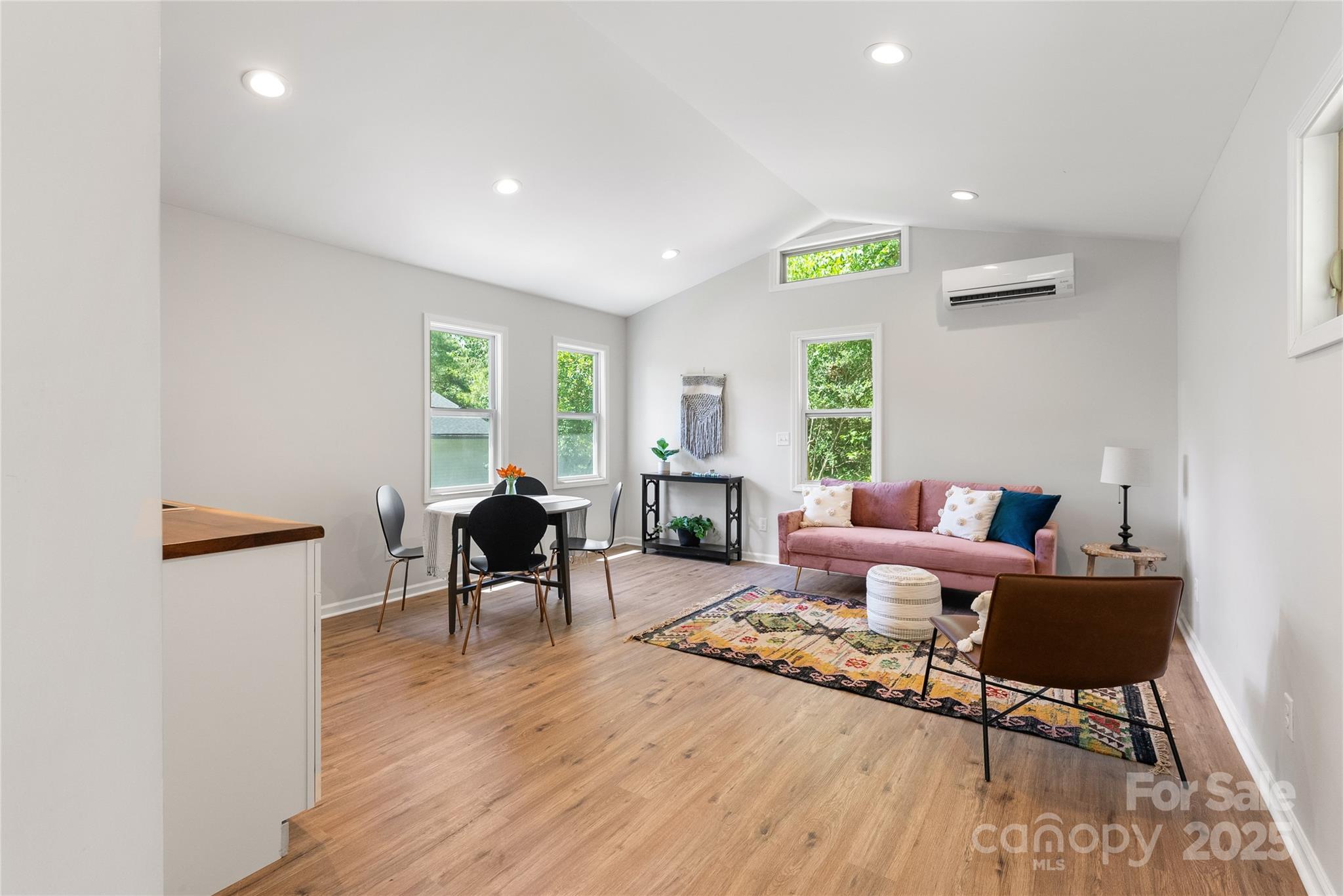 16 Graystone Road Property Photo 33