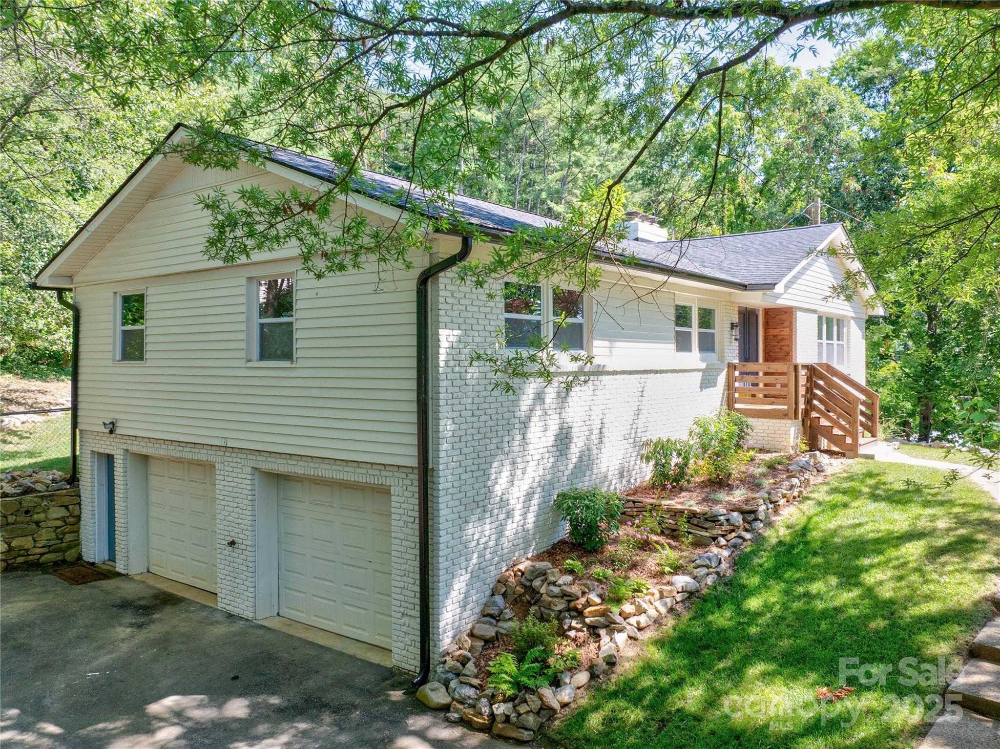 16 Graystone Road Property Photo 35