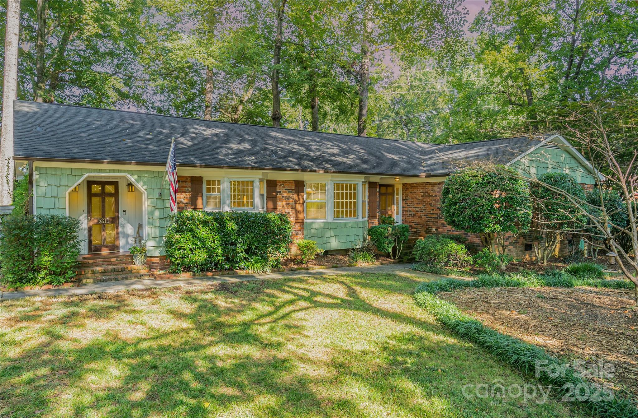 5811 Doncaster Drive Property Photo 1