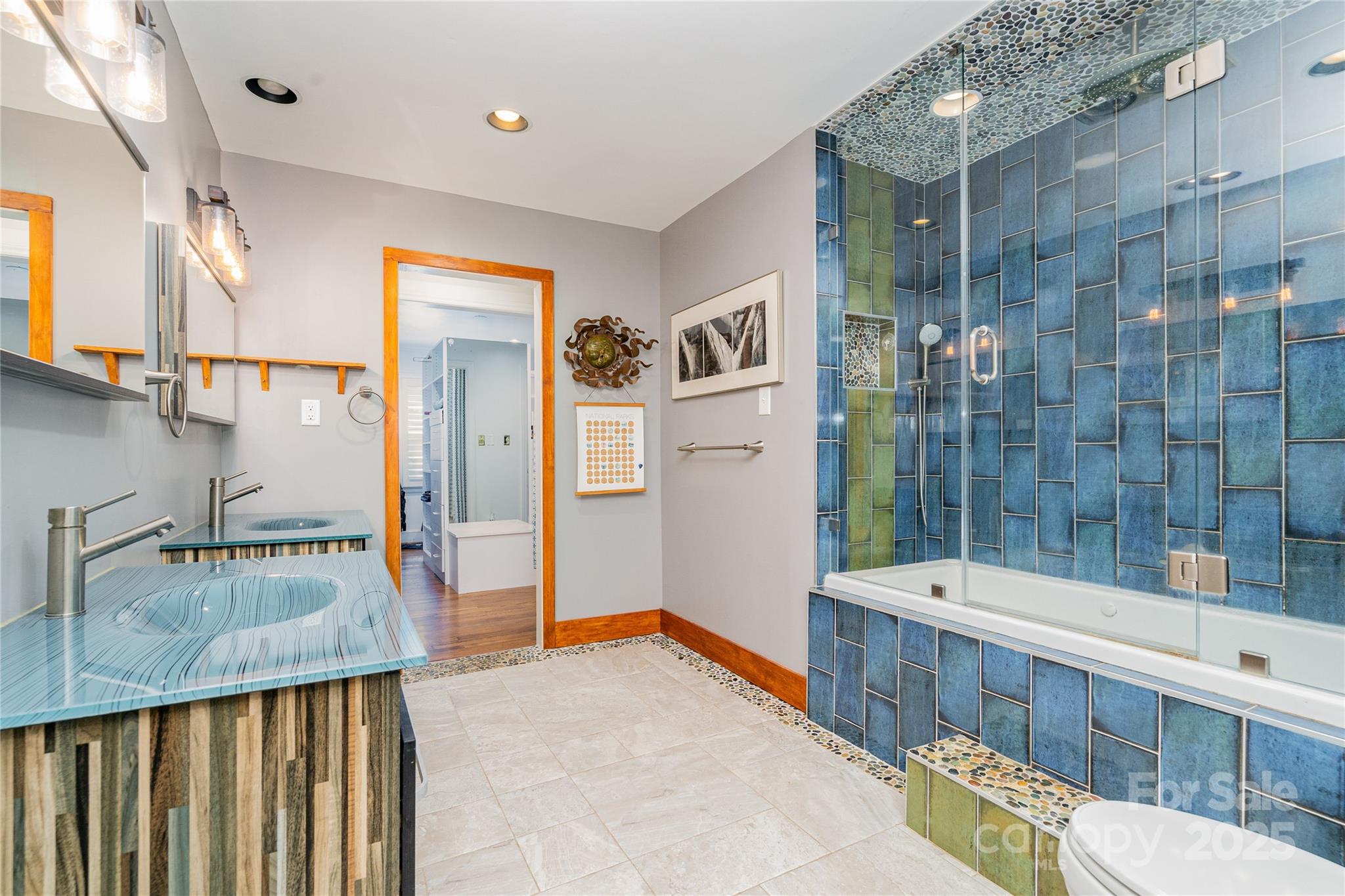 5811 Doncaster Drive Property Photo 21