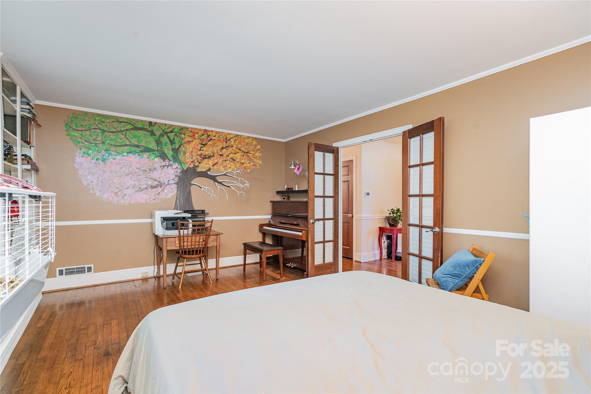 5811 Doncaster Drive Property Photo 27