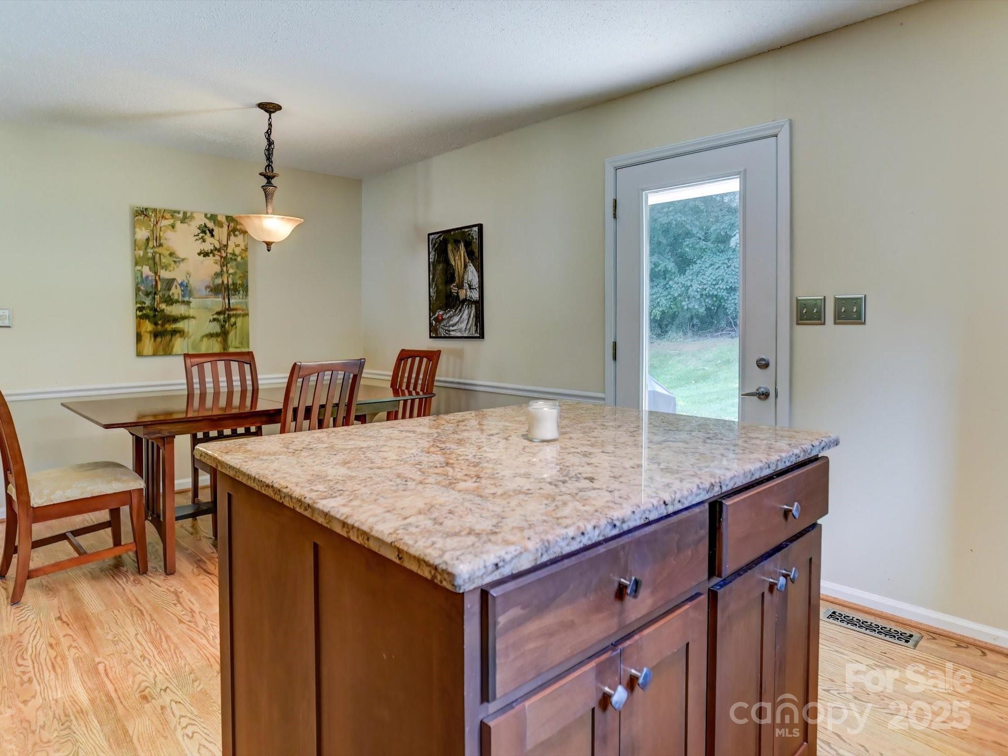 231 Castle Creek Road Property Photo 12