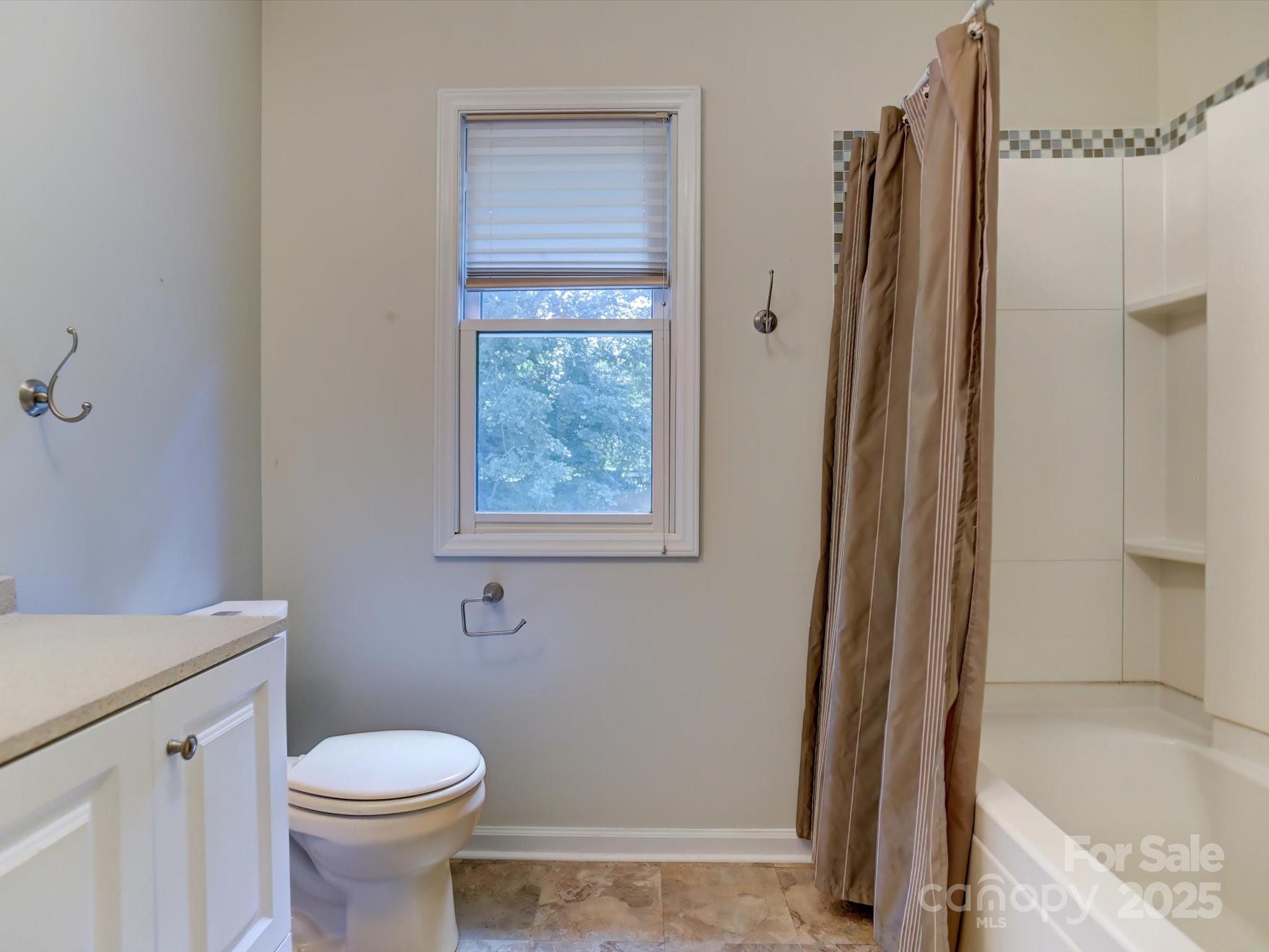 231 Castle Creek Road Property Photo 29