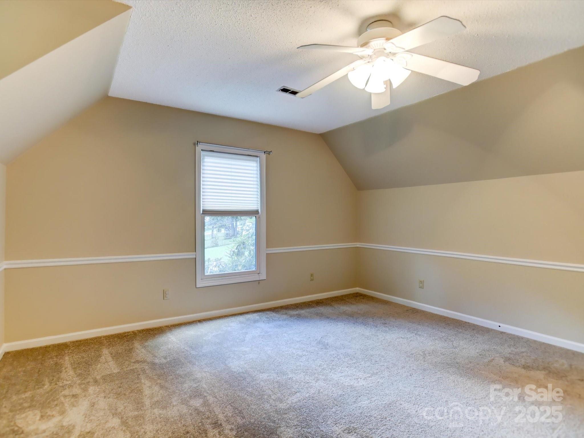 231 Castle Creek Road Property Photo 32
