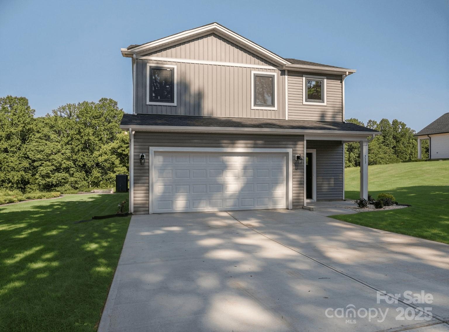 713 32nd Street Property Photo