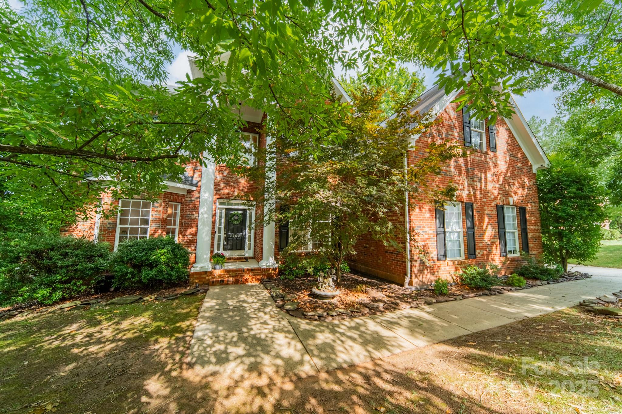 3103 Stanway Court Property Photo 1