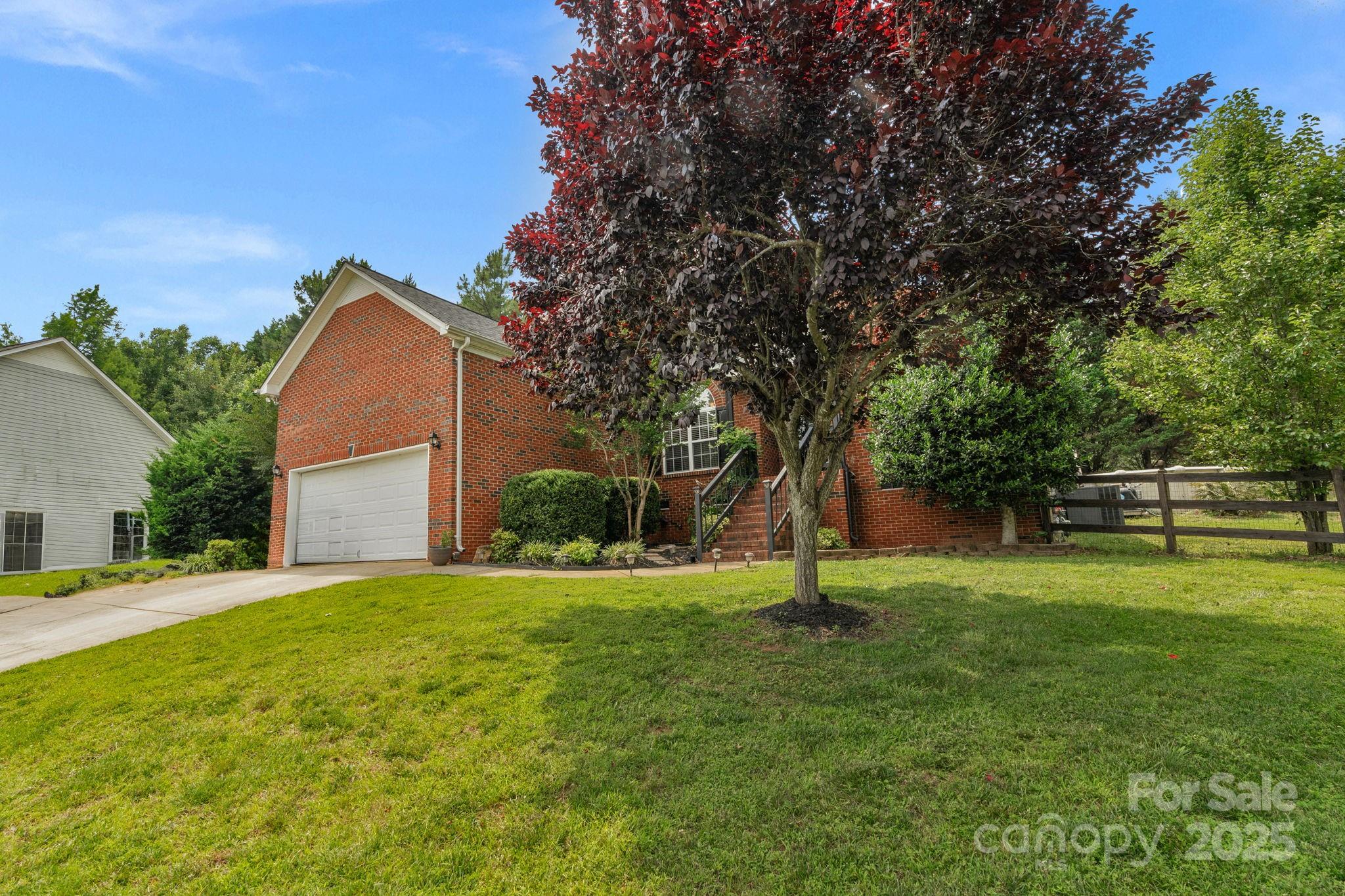 3802 Cassidy Drive Property Photo 3