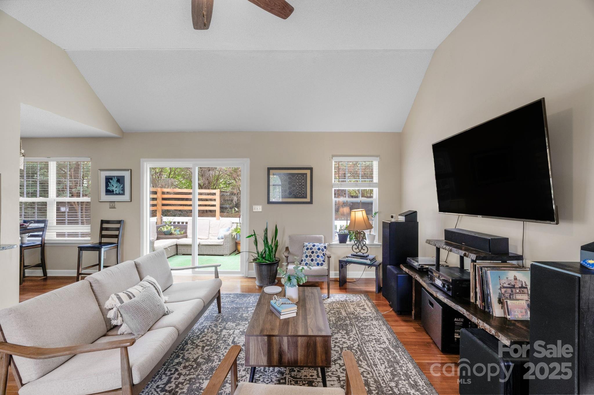 3802 Cassidy Drive Property Photo 8