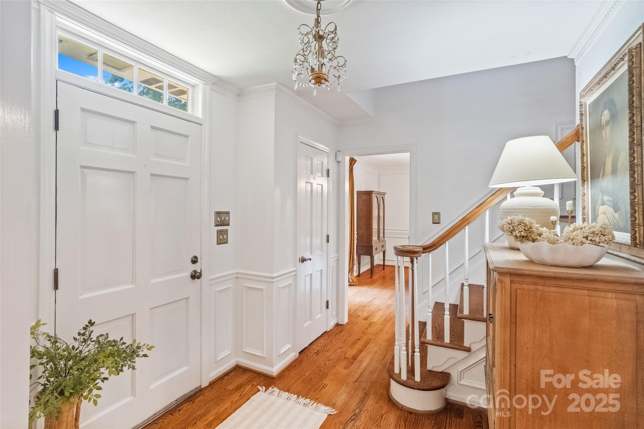 1545 Granville Road Property Photo 4