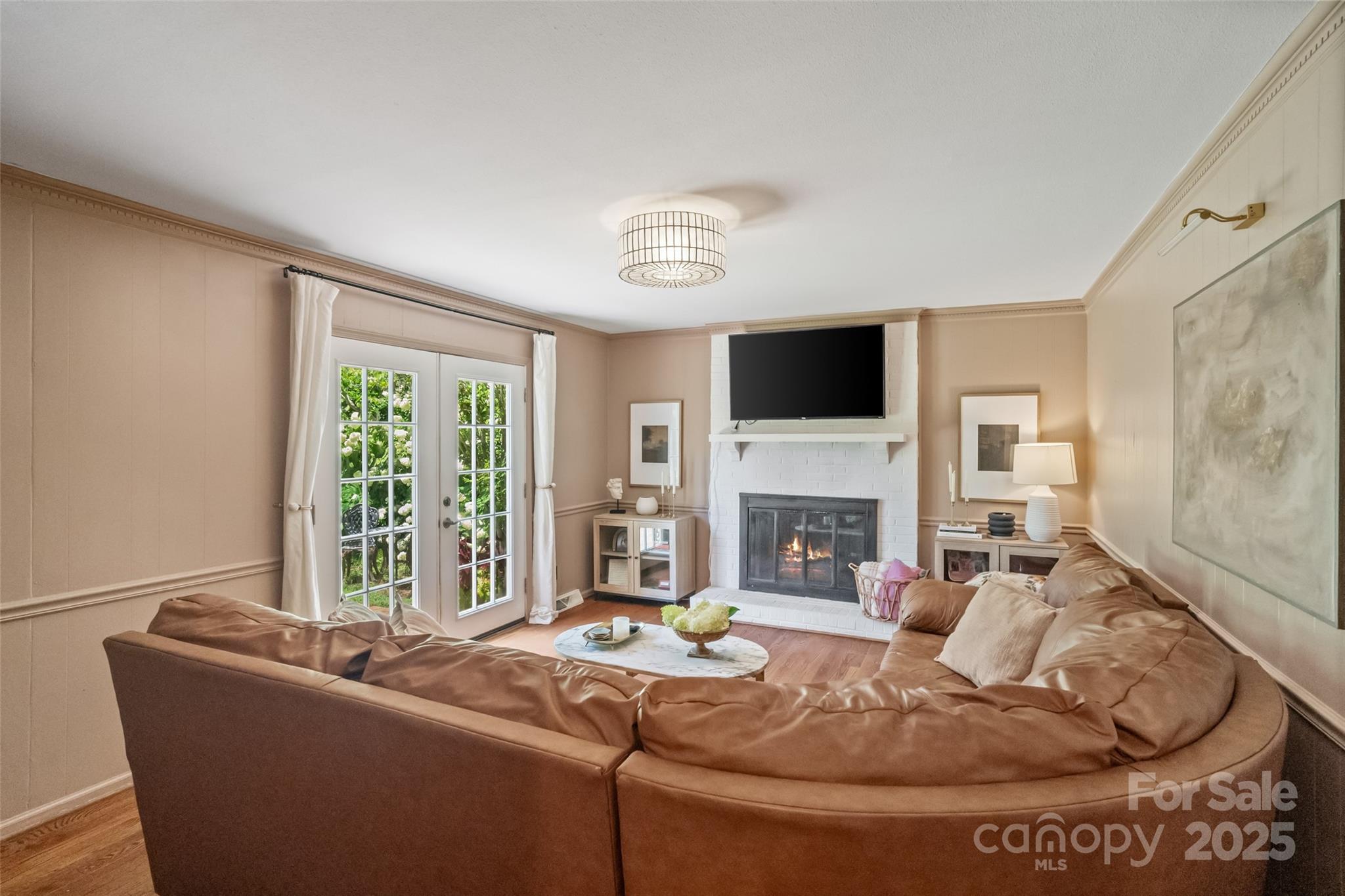 1545 Granville Road Property Photo 10