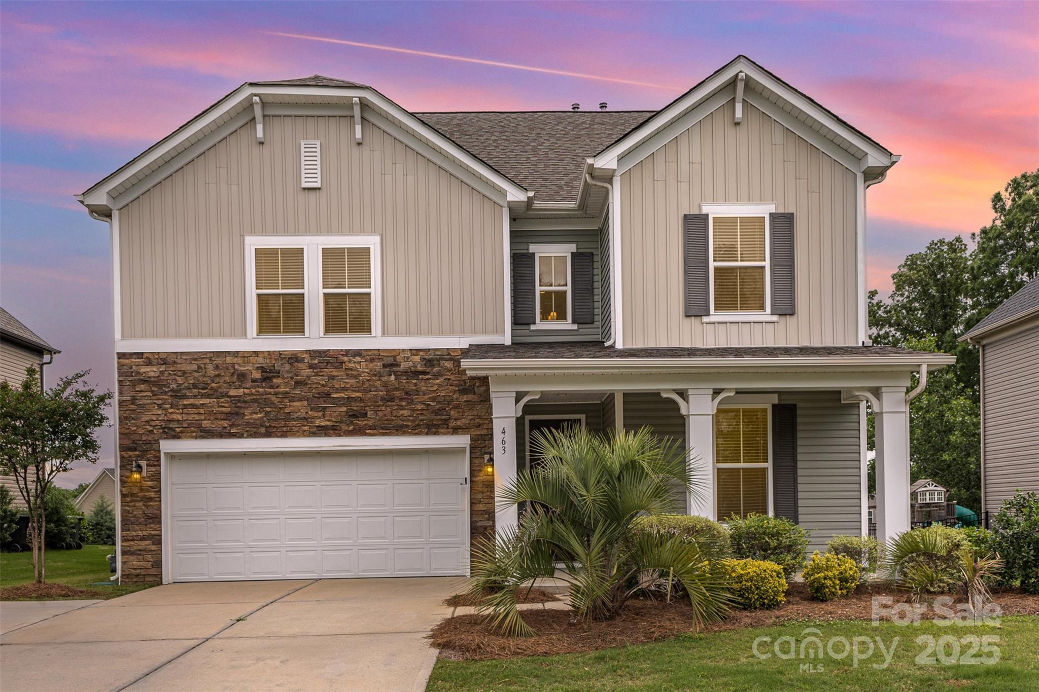 463 Hunton Forest Drive Property Photo 1