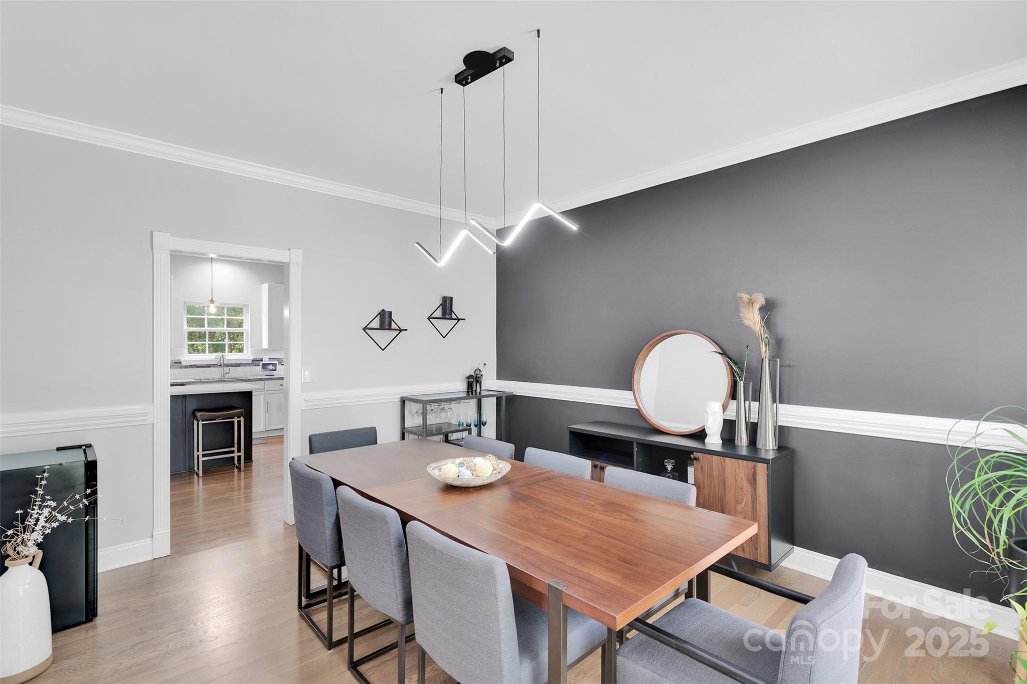 13516 Honeytree Lane Property Photo 6