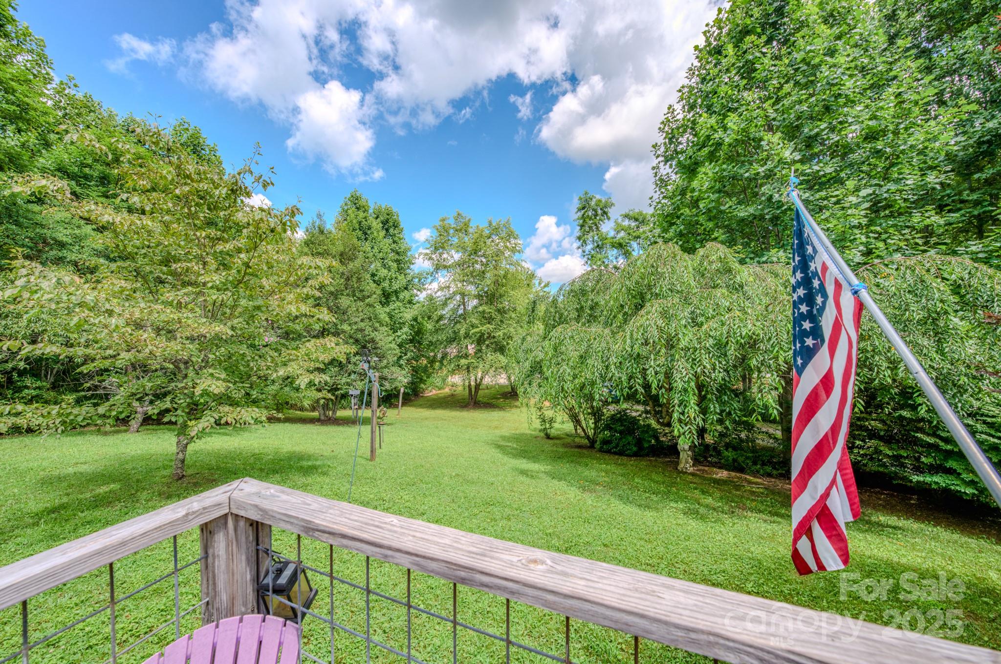192 Lady Bug Lane Property Photo 2