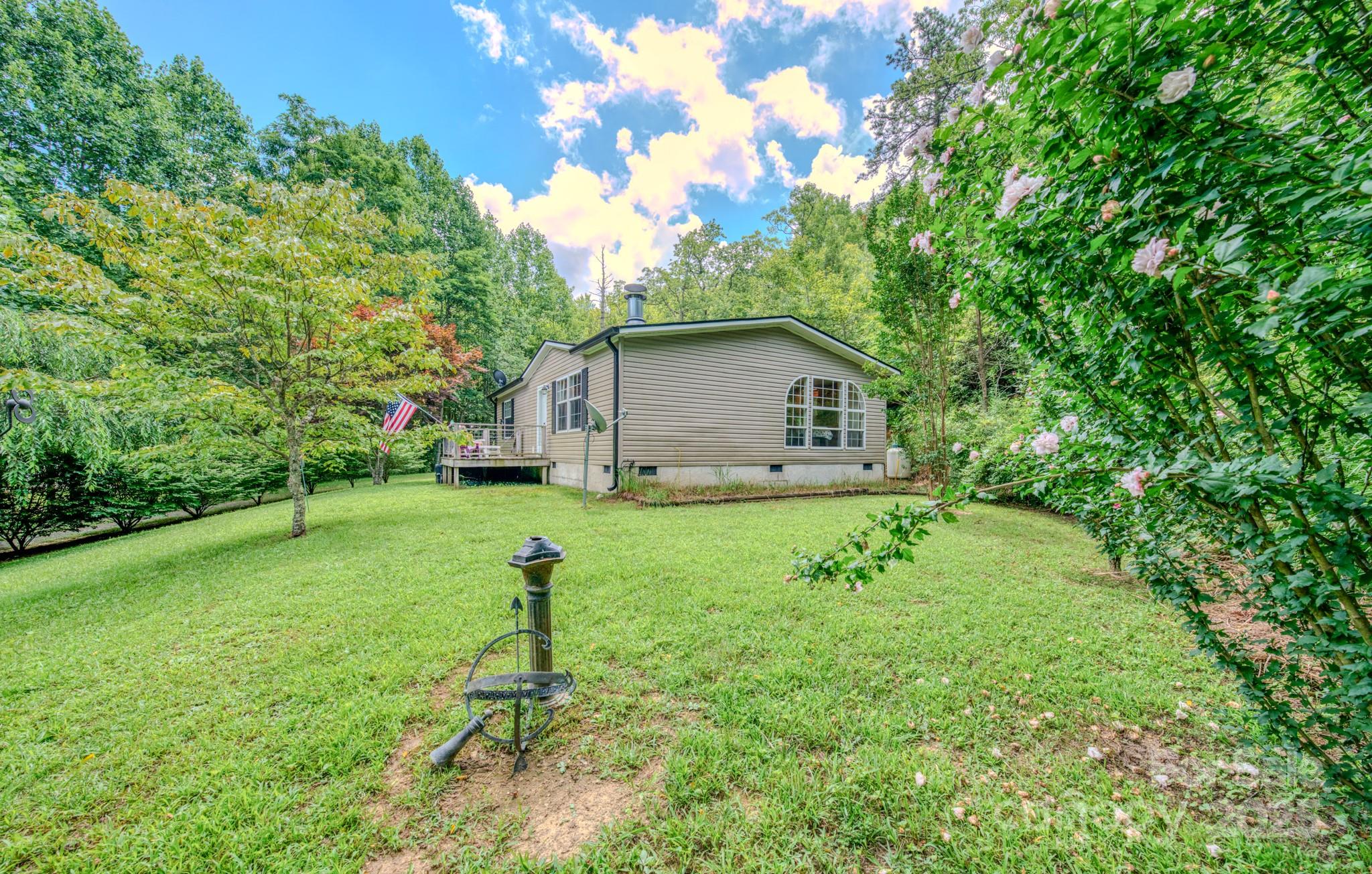 192 Lady Bug Lane Property Photo 6