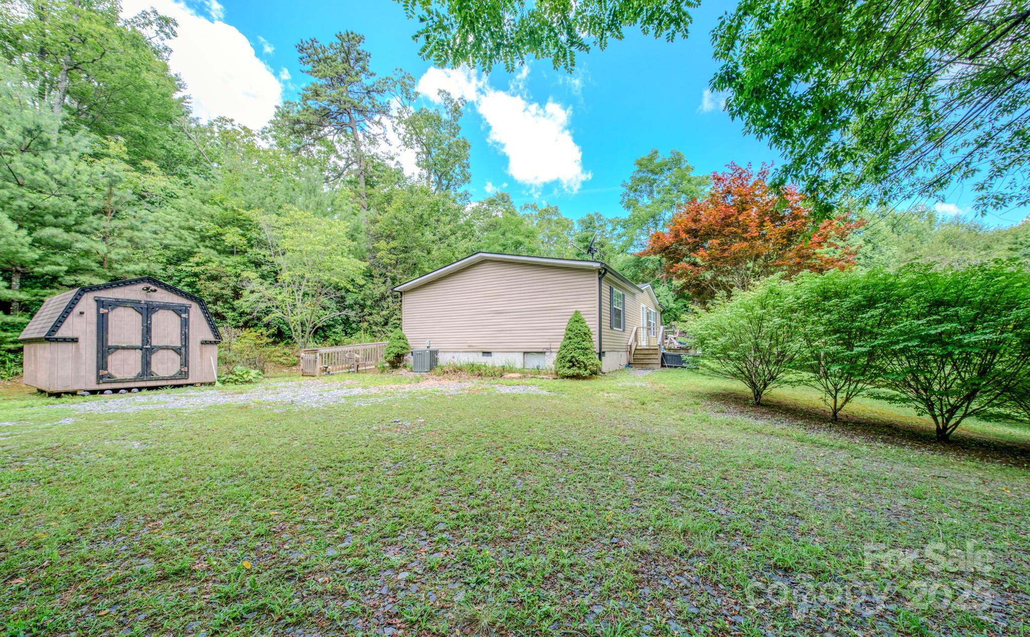 192 Lady Bug Lane Property Photo 7