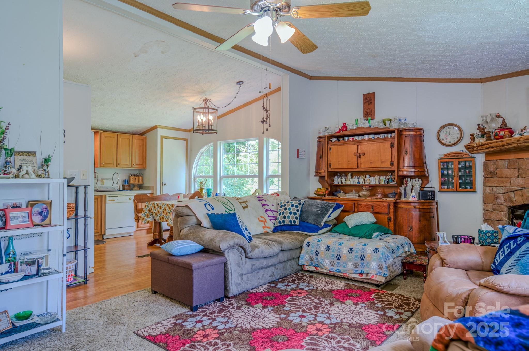 192 Lady Bug Lane Property Photo 10