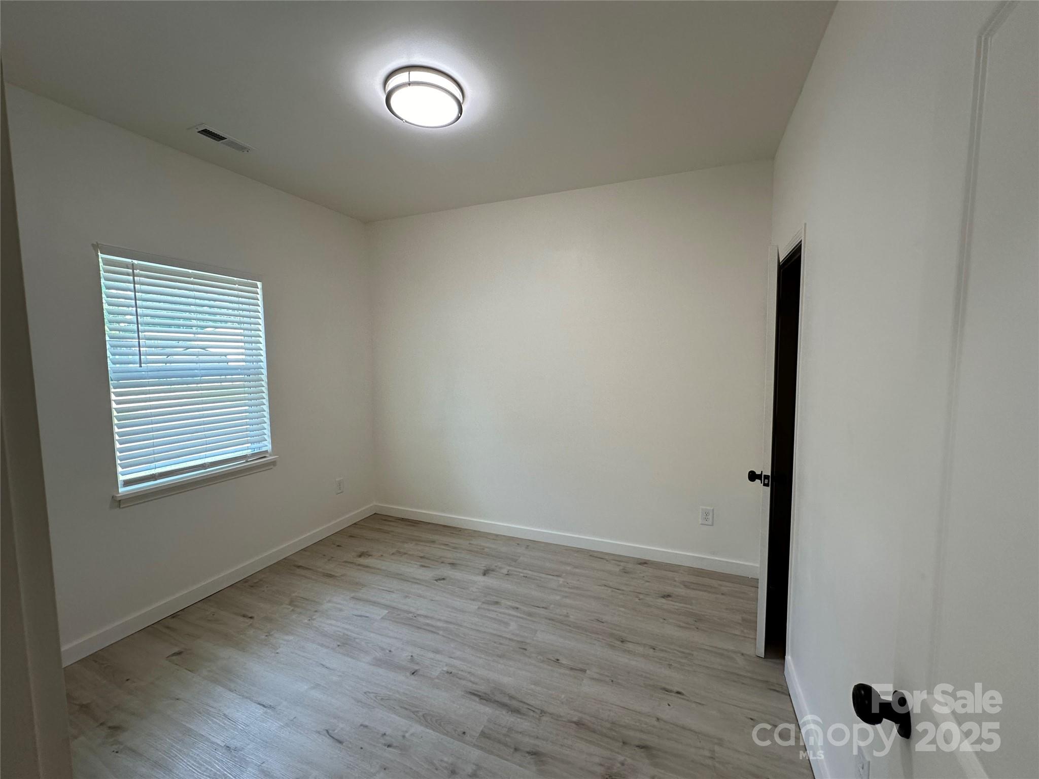 1409 Enochville Road Property Photo 3