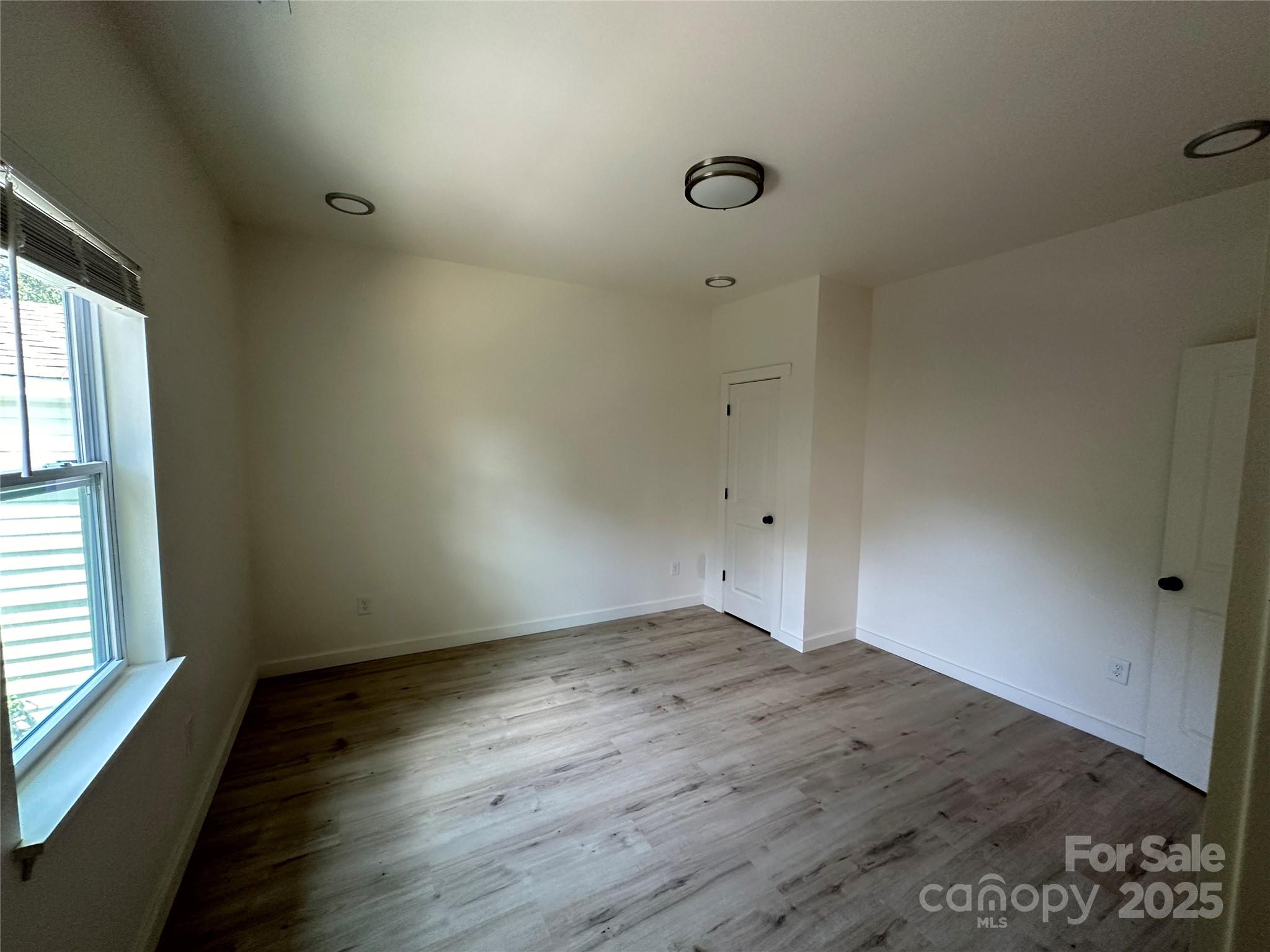 1409 Enochville Road Property Photo 9