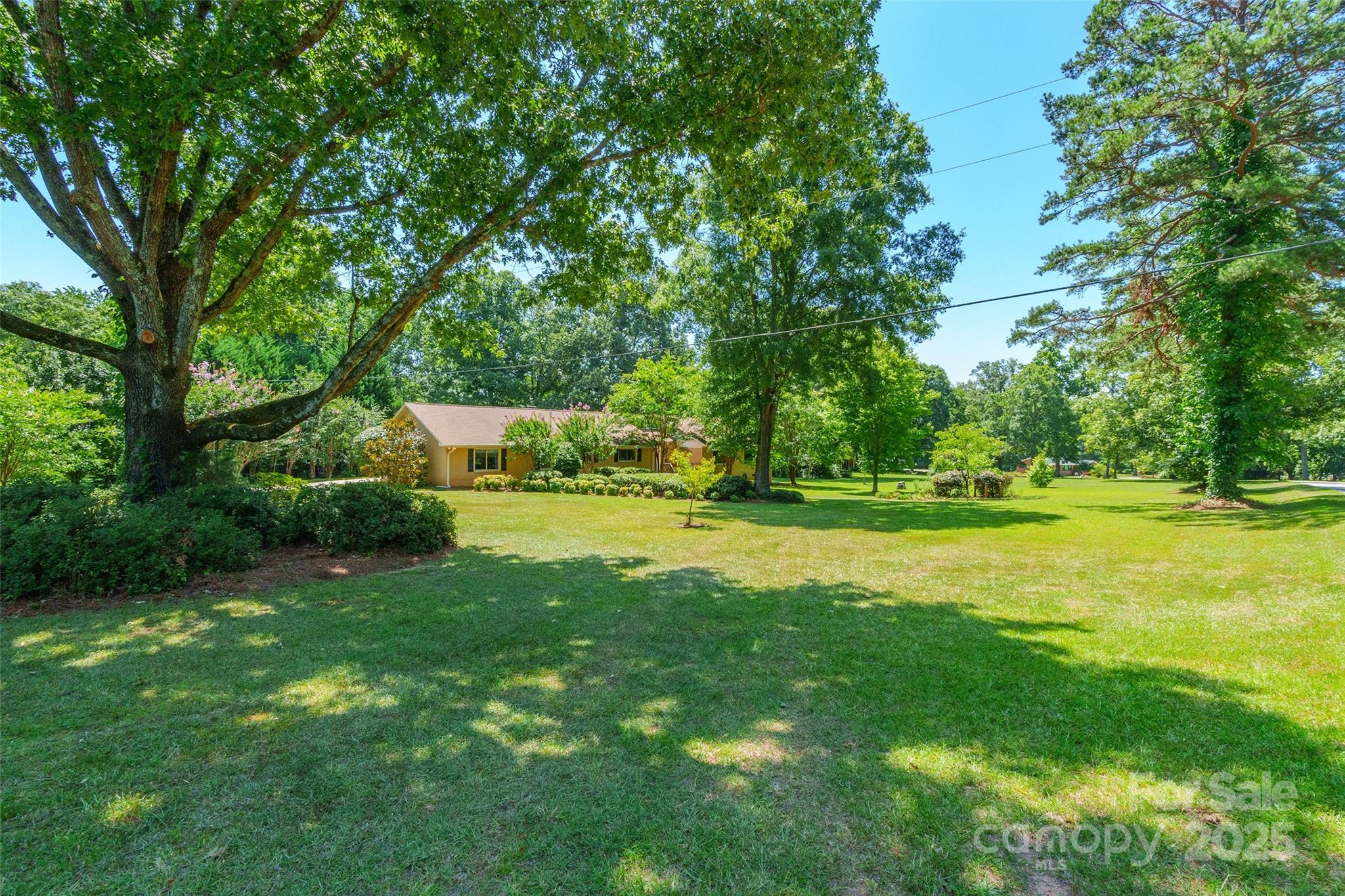 1490 Quiet Acres Circle Property Photo 2