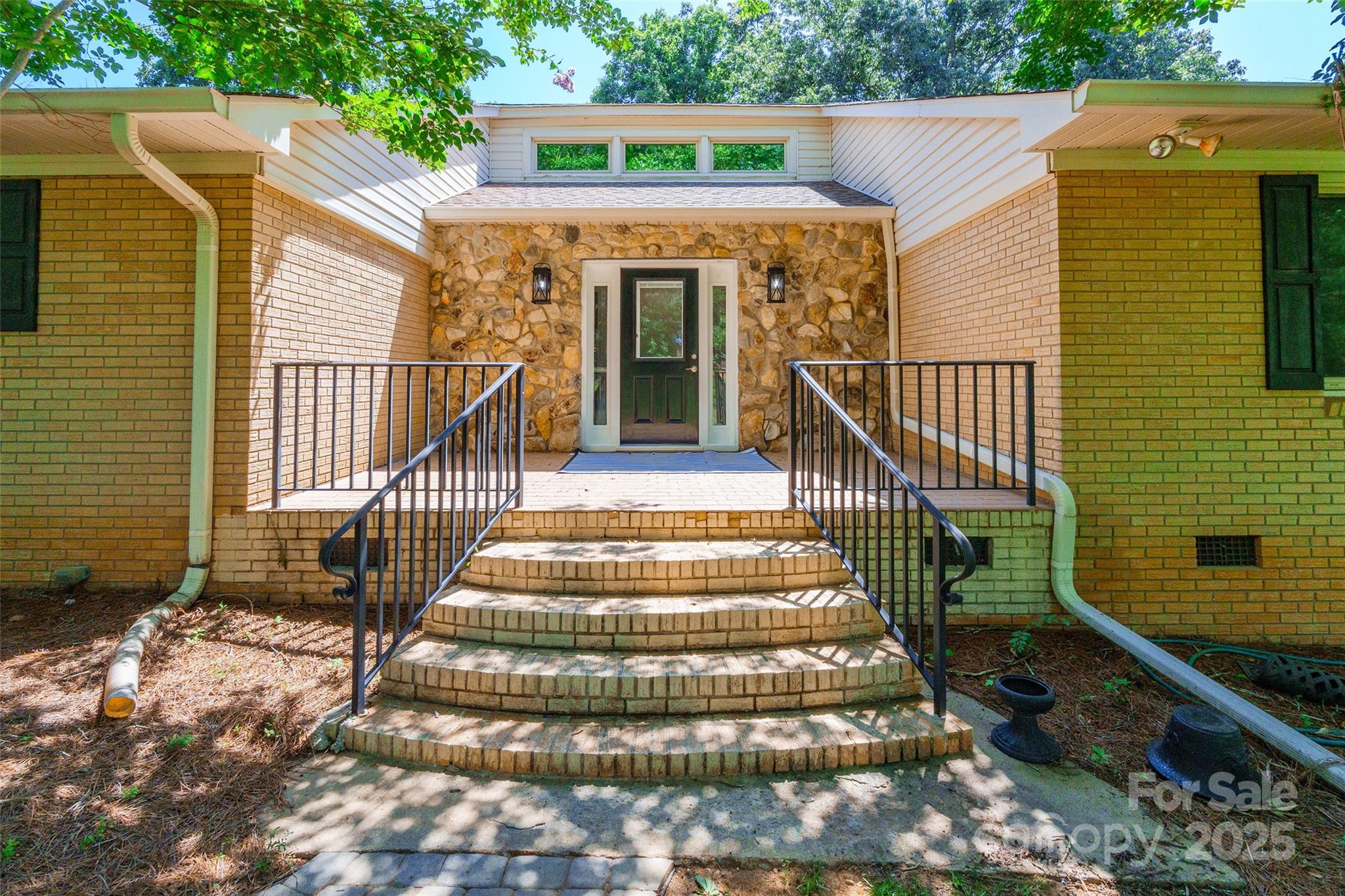 1490 Quiet Acres Circle Property Photo 4