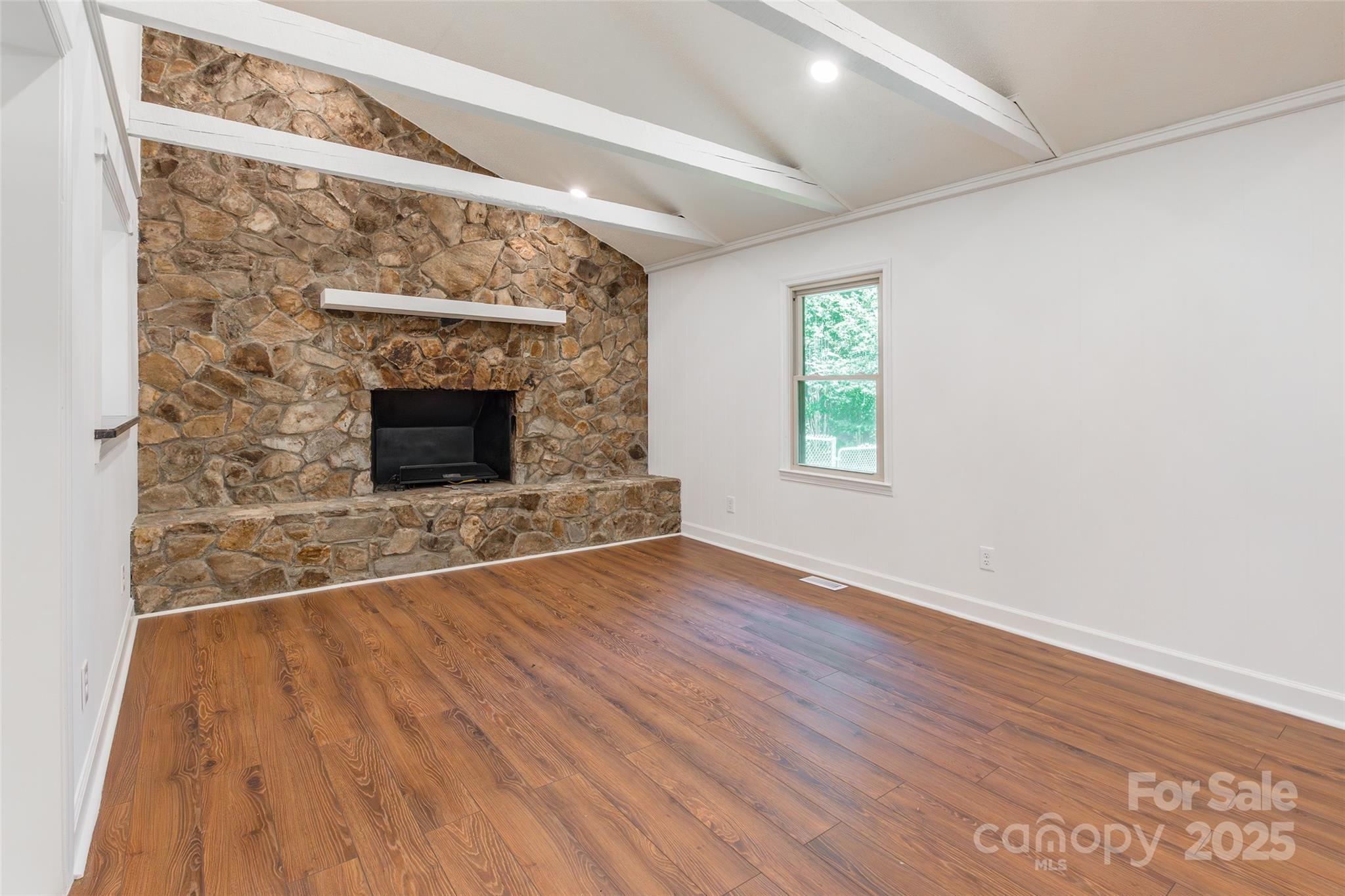1490 Quiet Acres Circle Property Photo 8