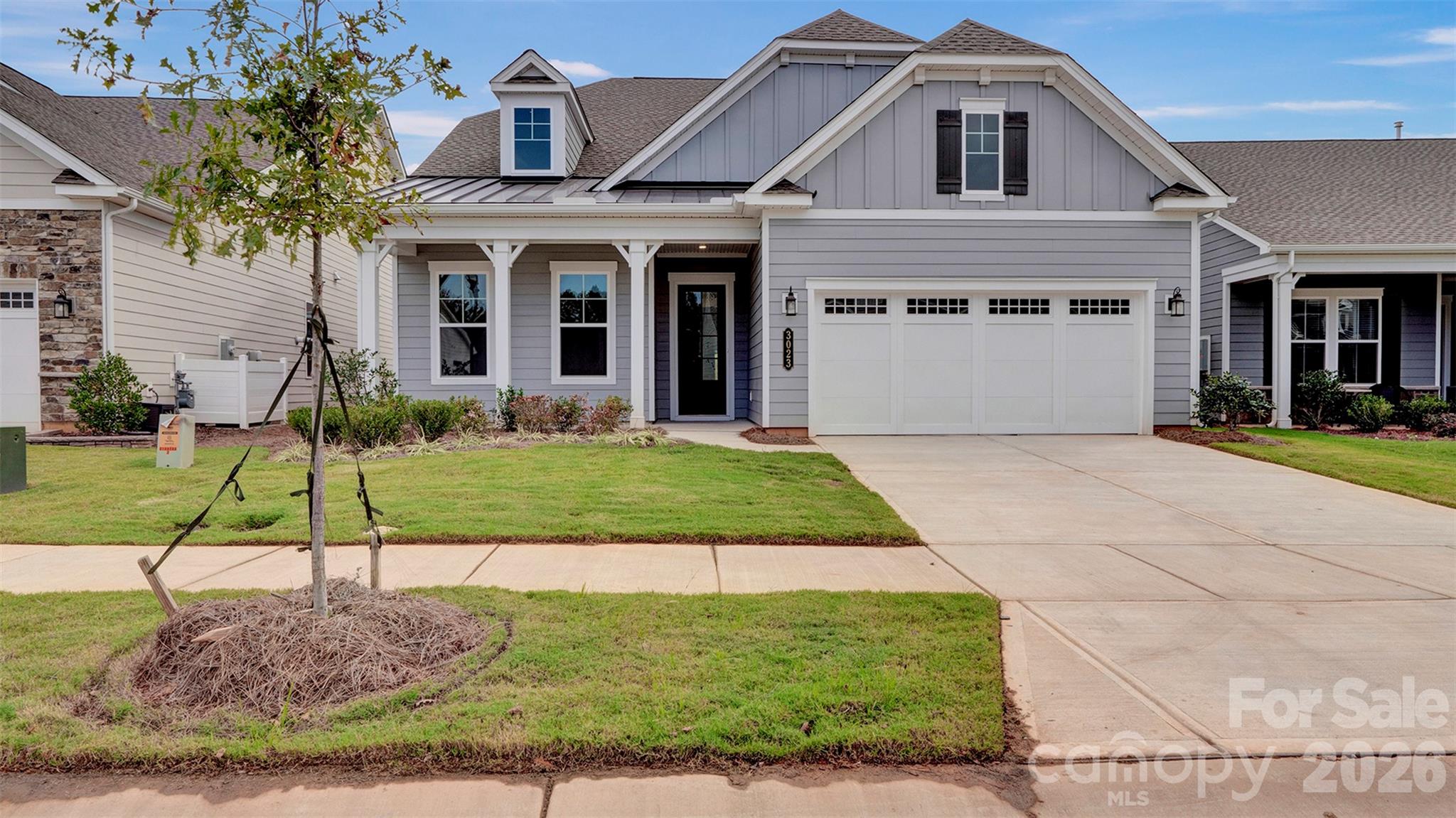 3023 Lake Como Drive Property Photo 1