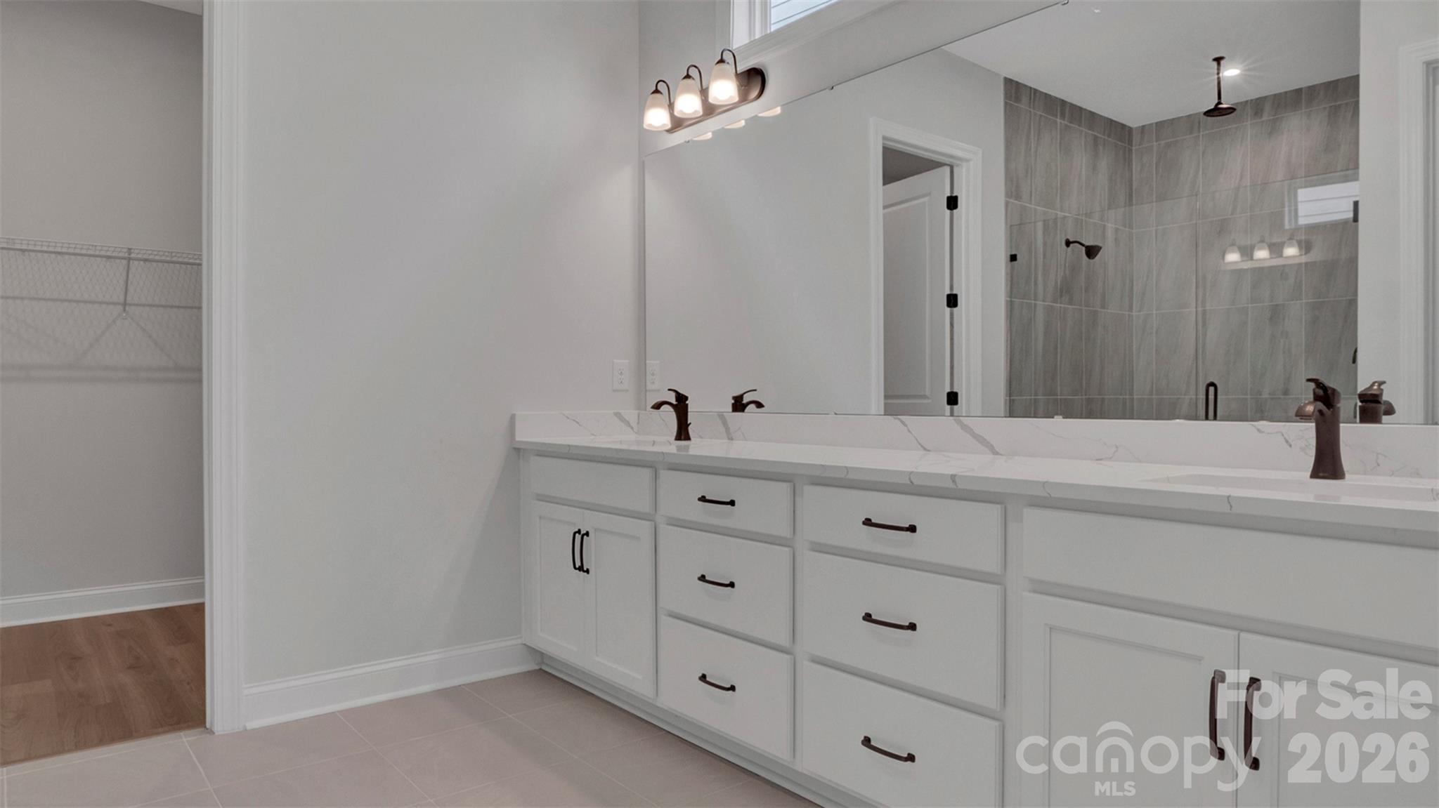 3023 Lake Como Drive Property Photo 7