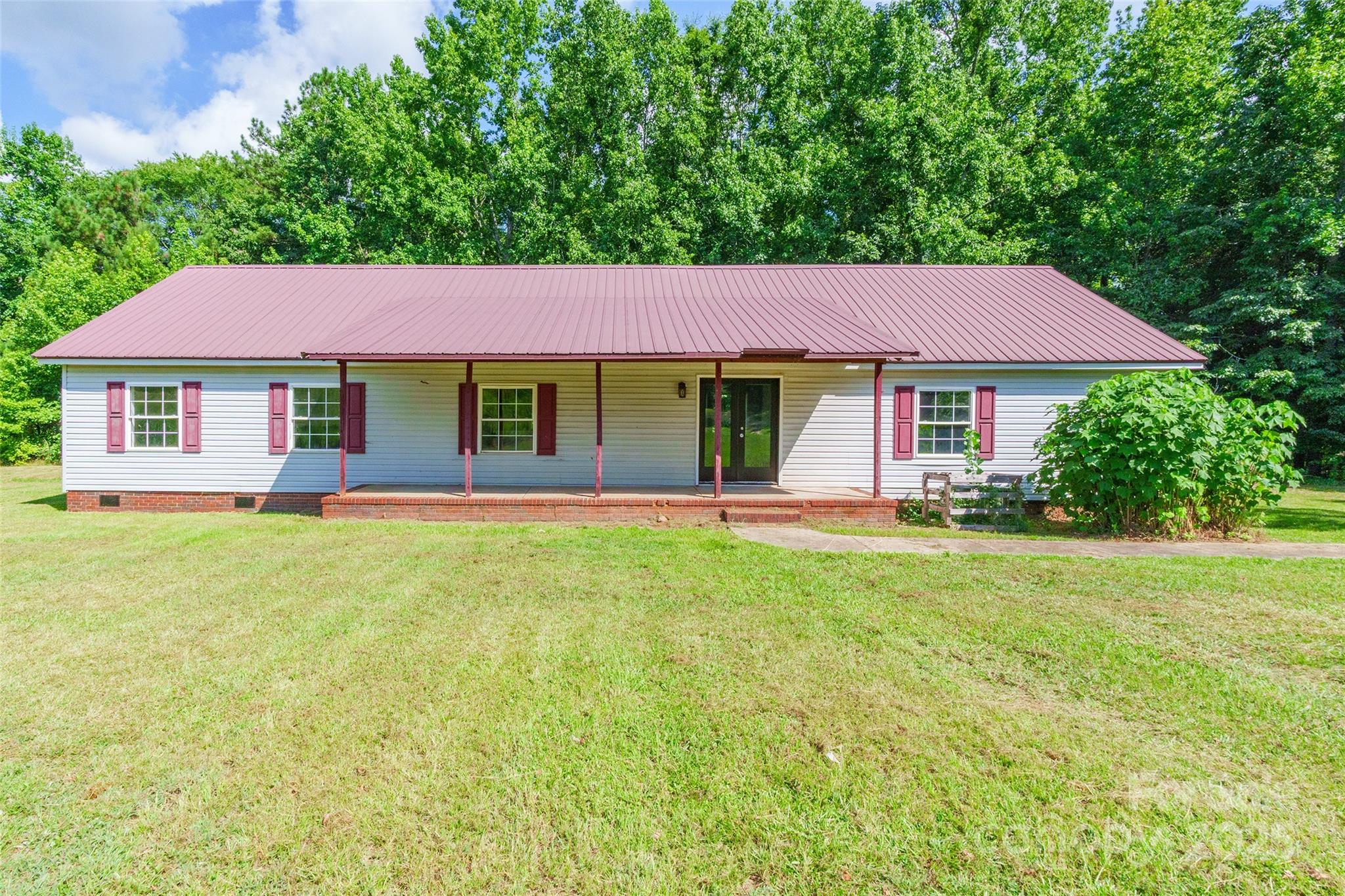 2320 Colvin Road Property Photo 3