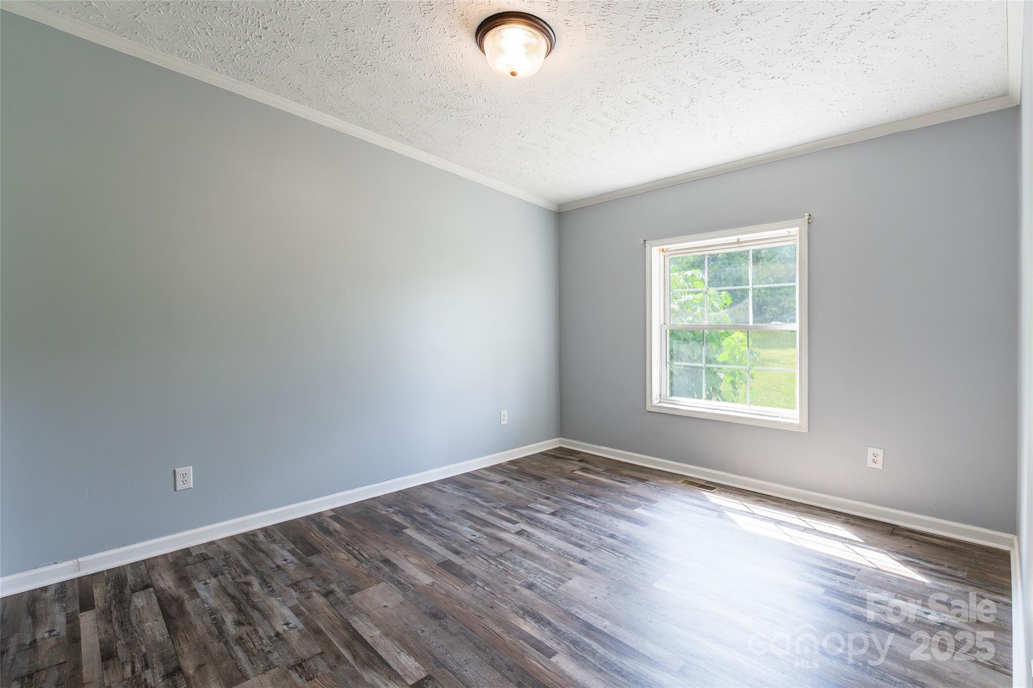 2320 Colvin Road Property Photo 13