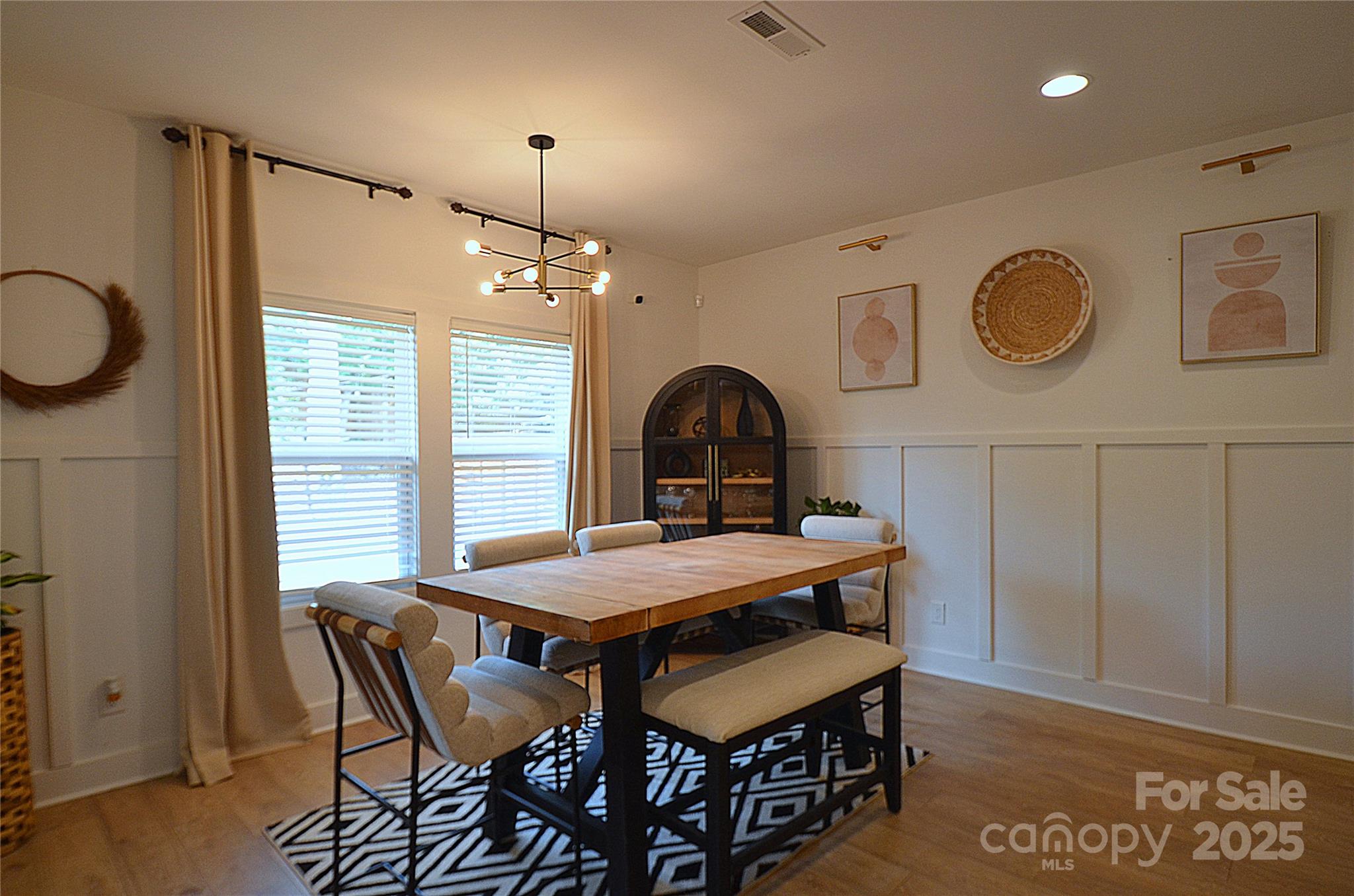 651 Tennyson Drive Property Photo 12